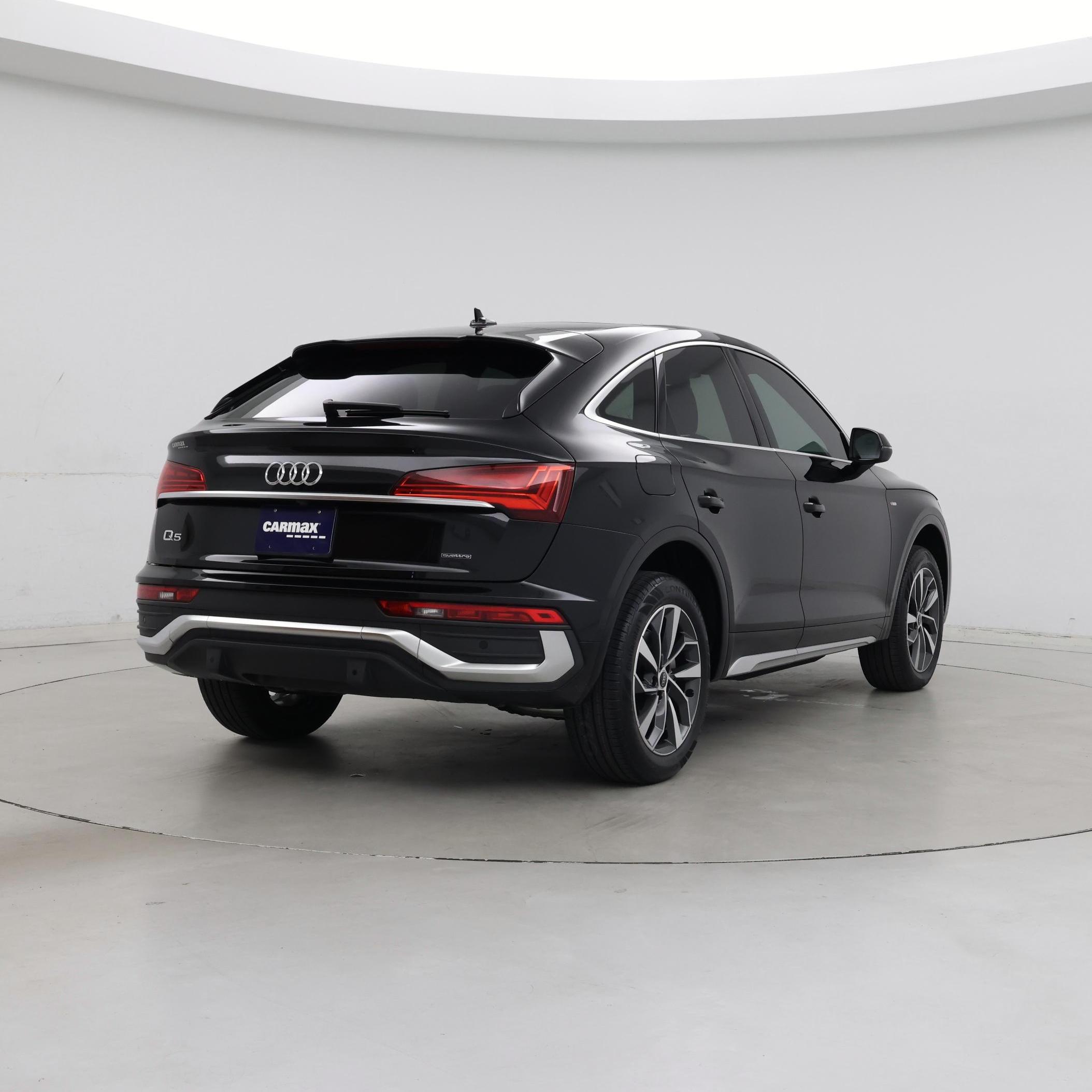 Thumbnail: 2023 Audi Q5 - 8