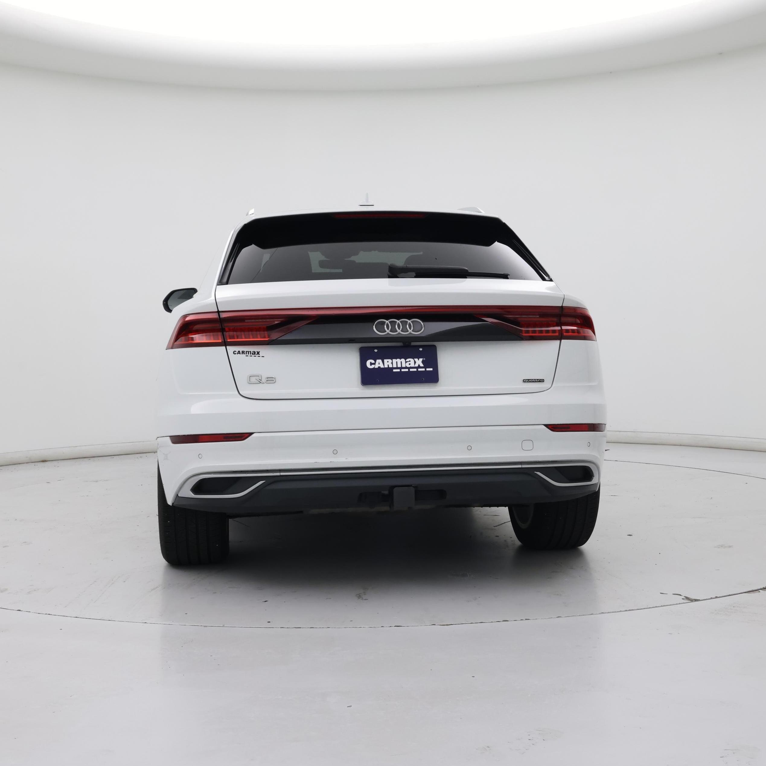 Thumbnail: 2023 Audi Q8 - 6