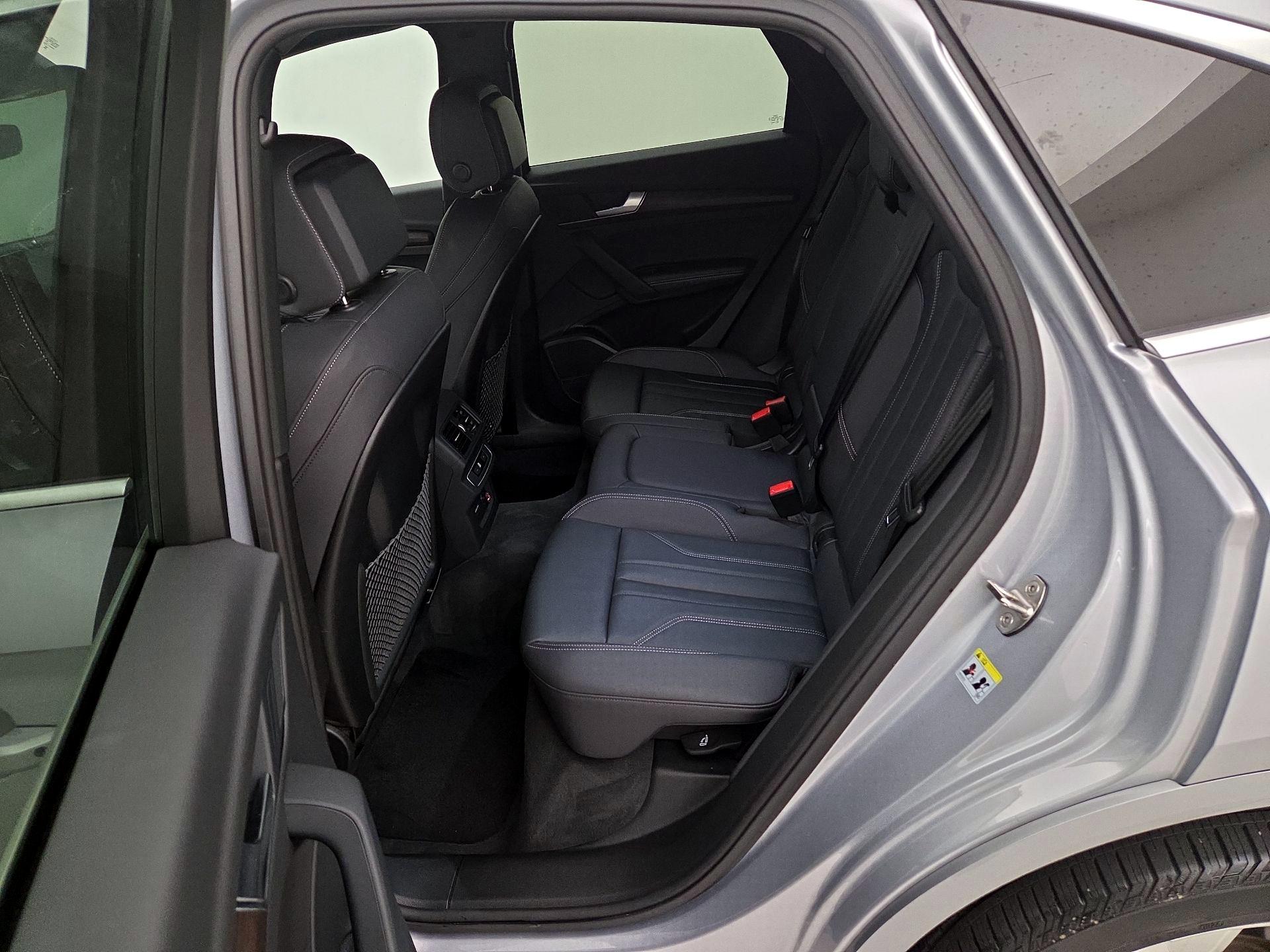 Thumbnail: 2023 Audi Q5 - 19