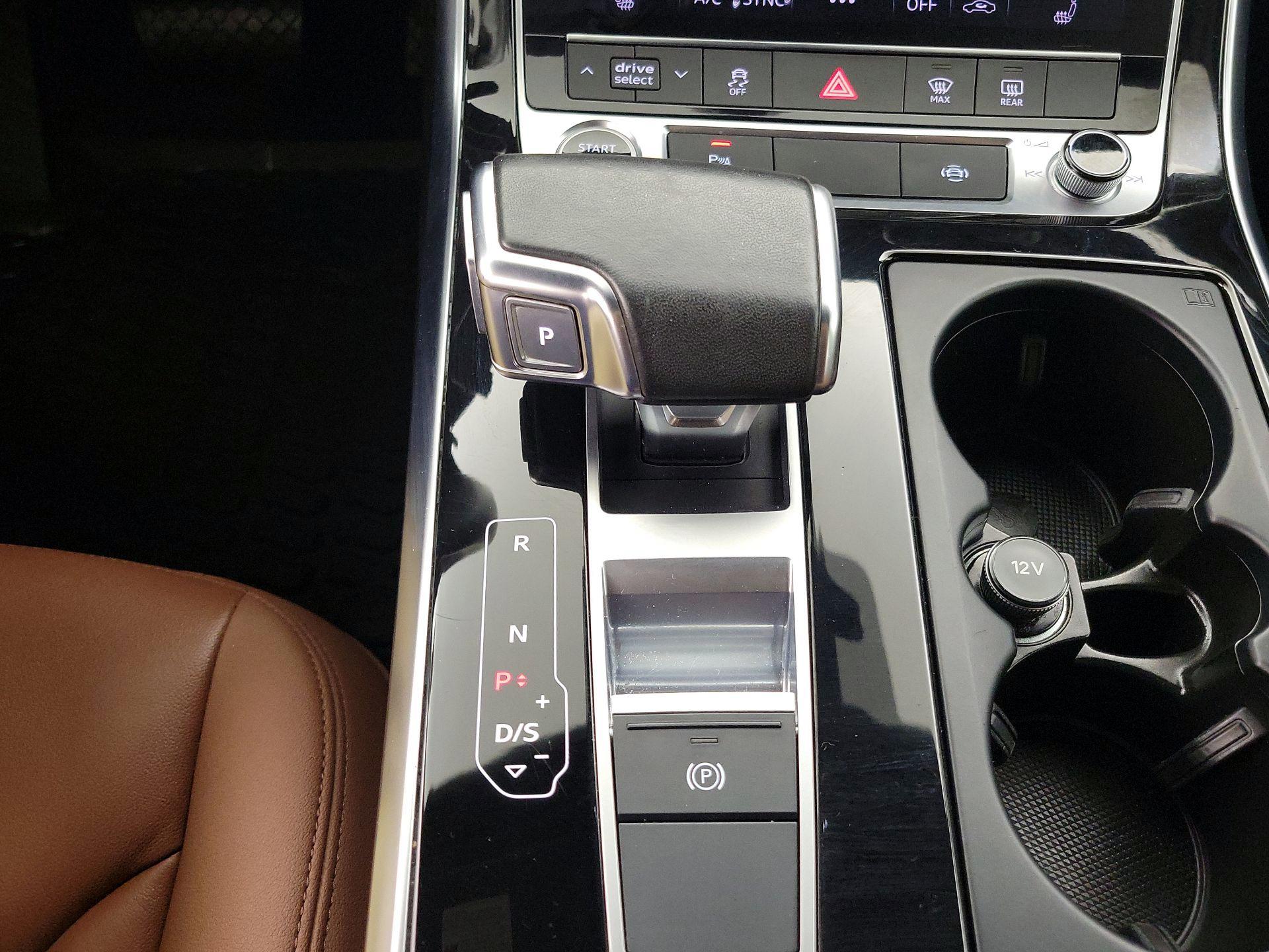 Thumbnail: 2023 Audi Q7 - 17