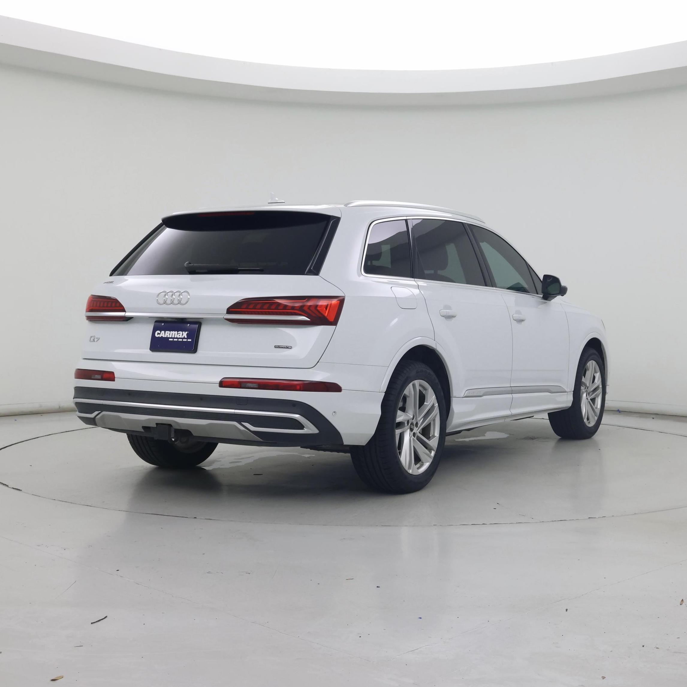 Thumbnail: 2023 Audi Q7 - 8