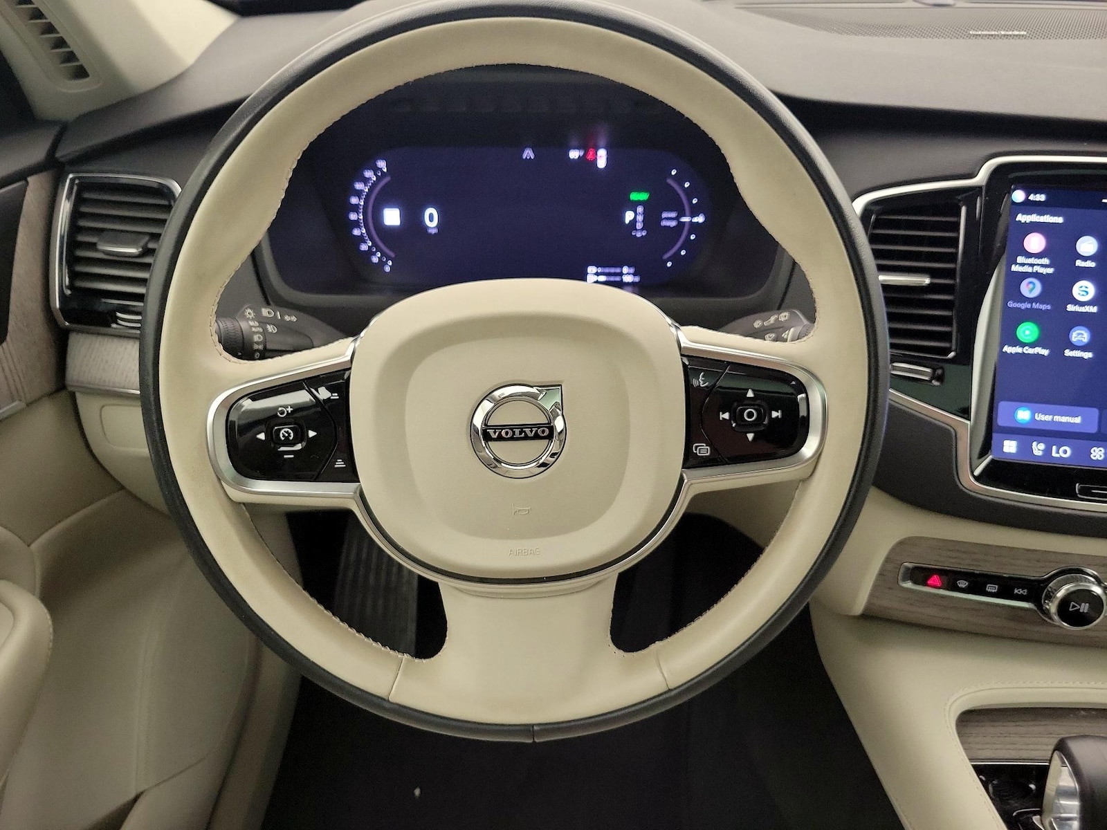 2023 Volvo XC90 Plus - Photo 11