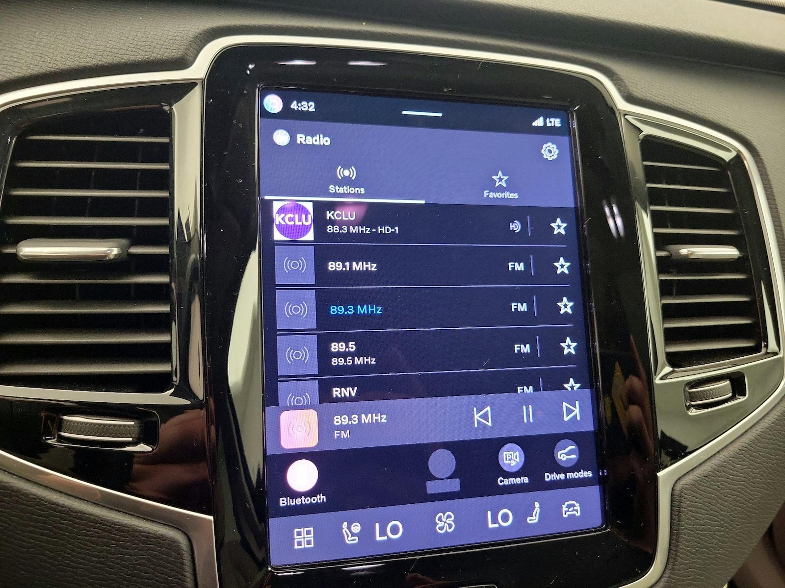2023 Volvo XC90 Plus - Photo 16
