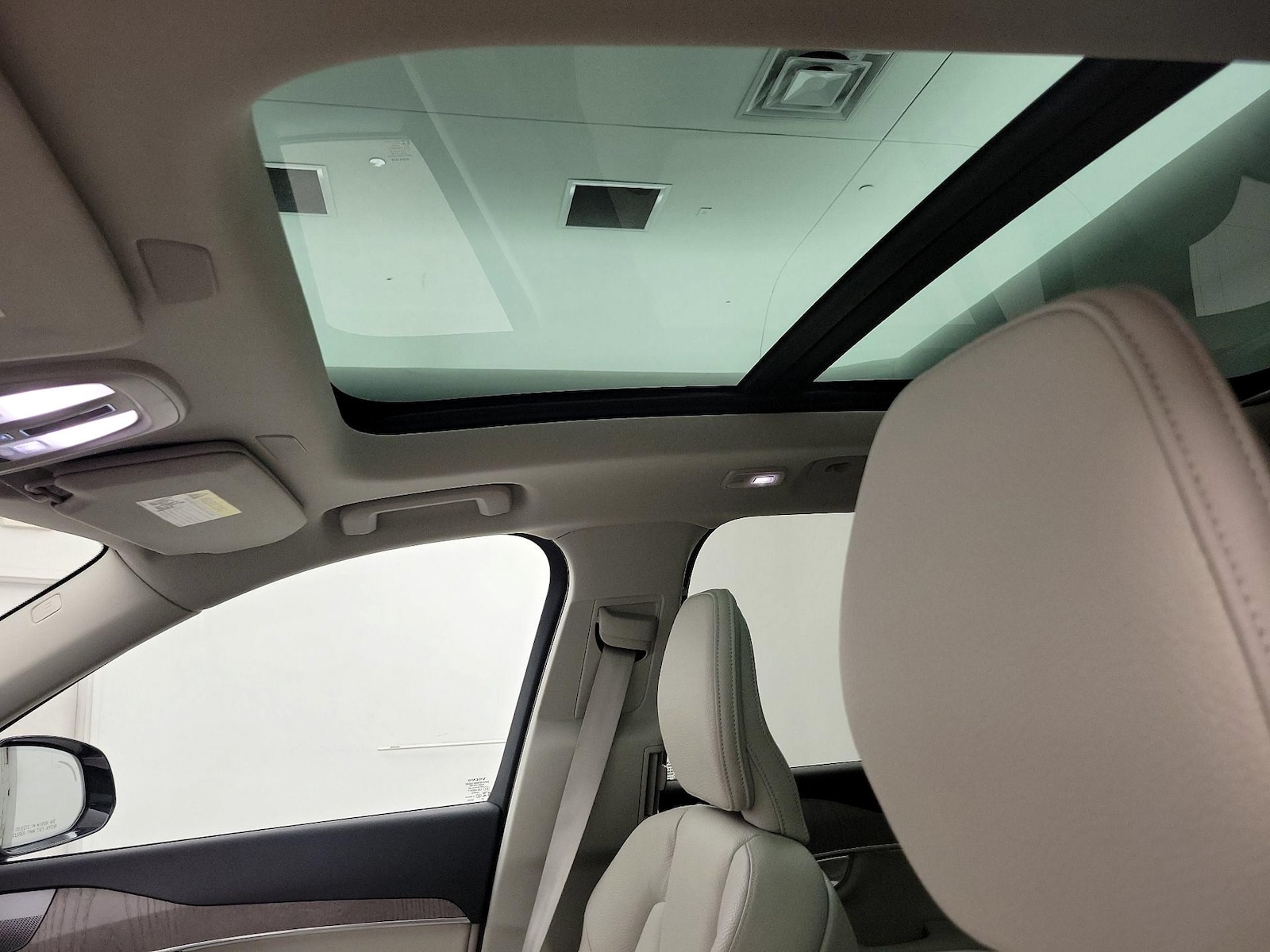 2023 Volvo XC90 Plus - Photo 20