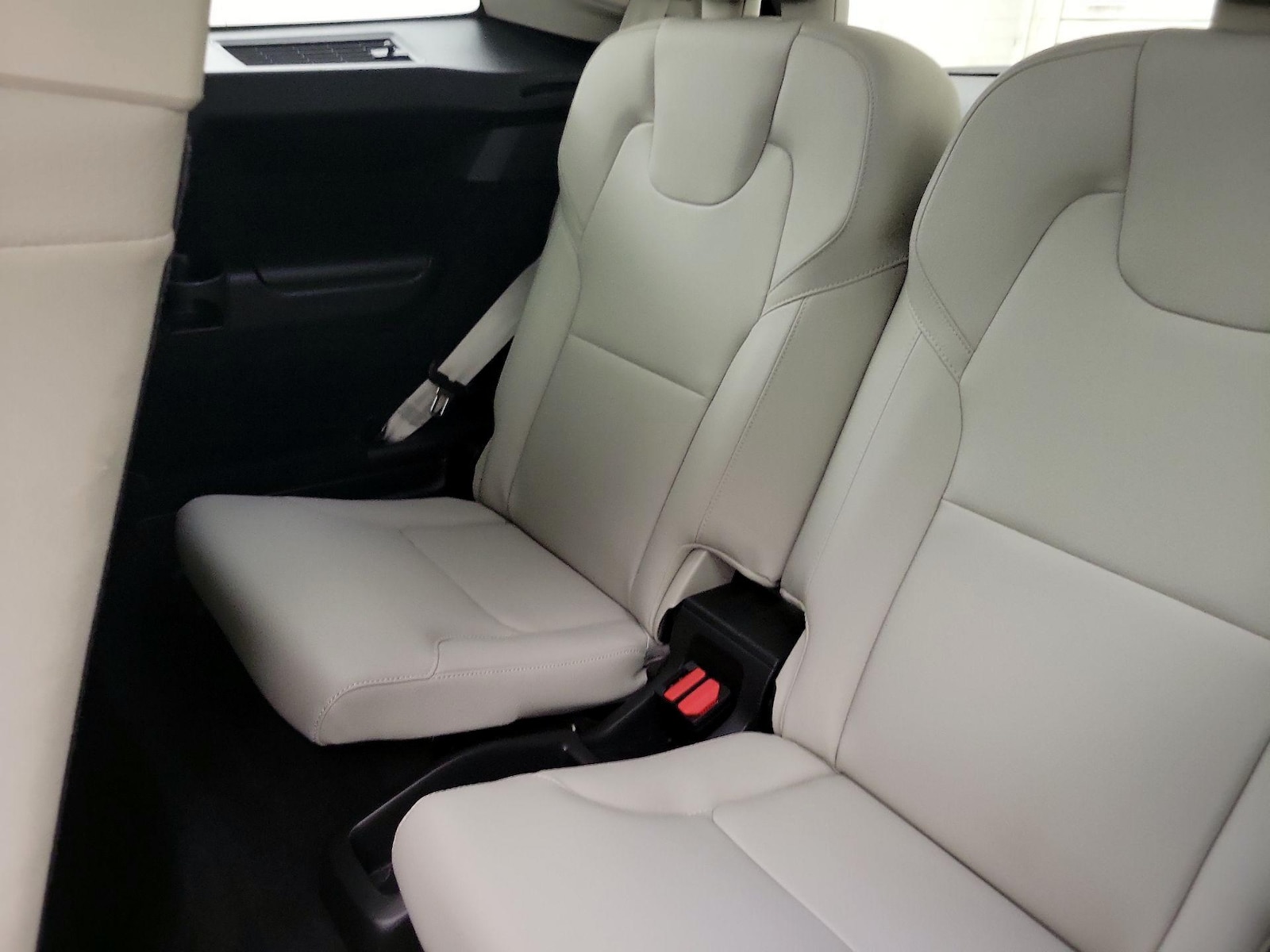 2023 Volvo XC90 Plus - Photo 22