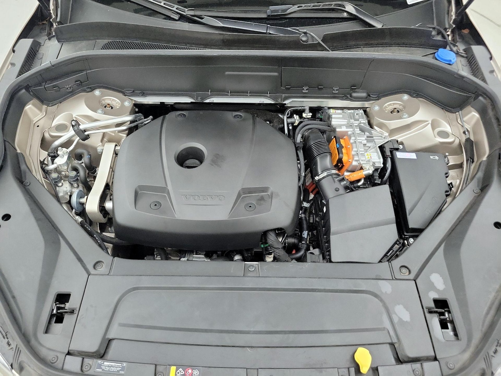 2023 Volvo XC90 Plus - Photo 24