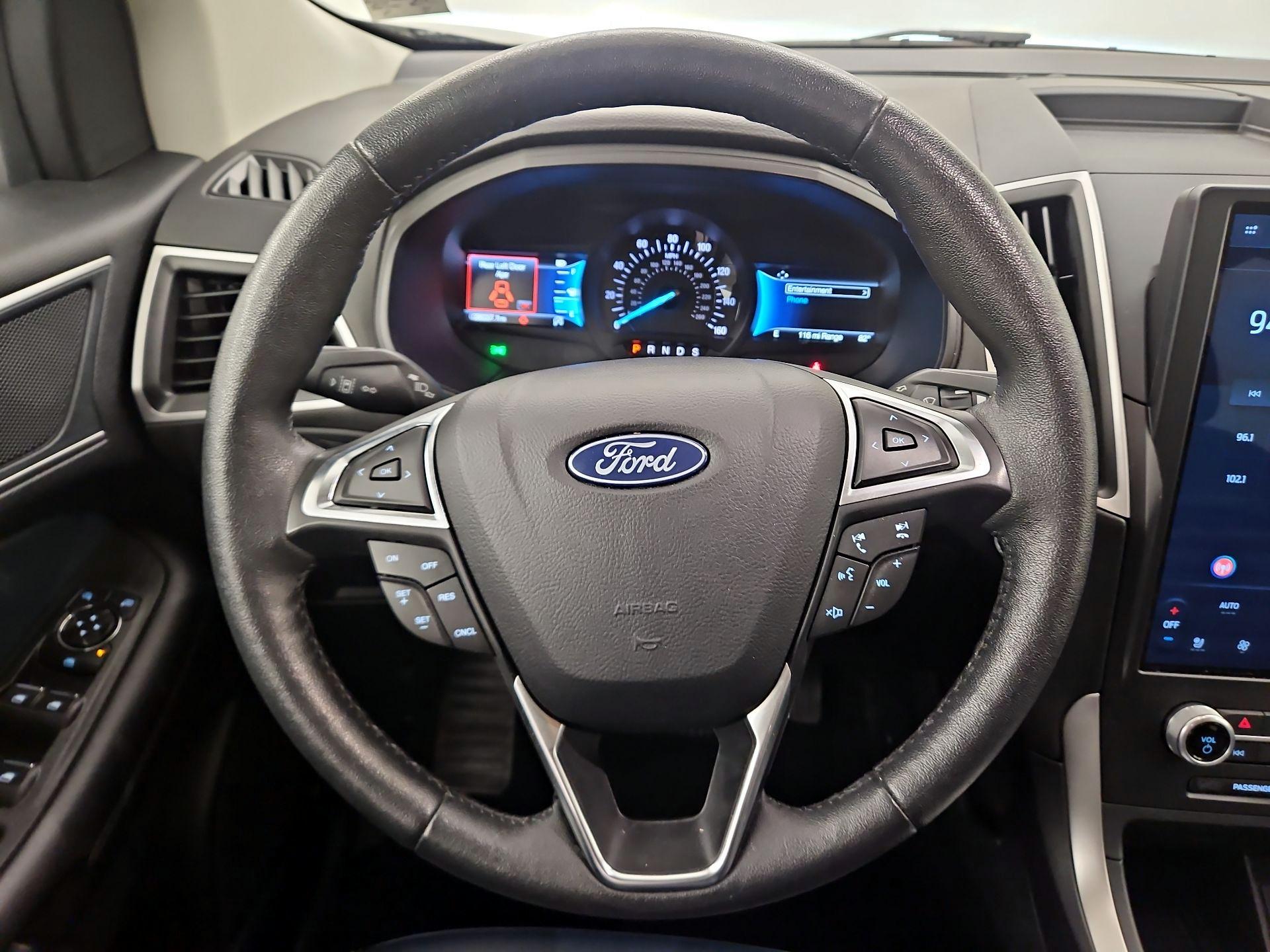 Thumbnail: 2022 Ford Edge - 10
