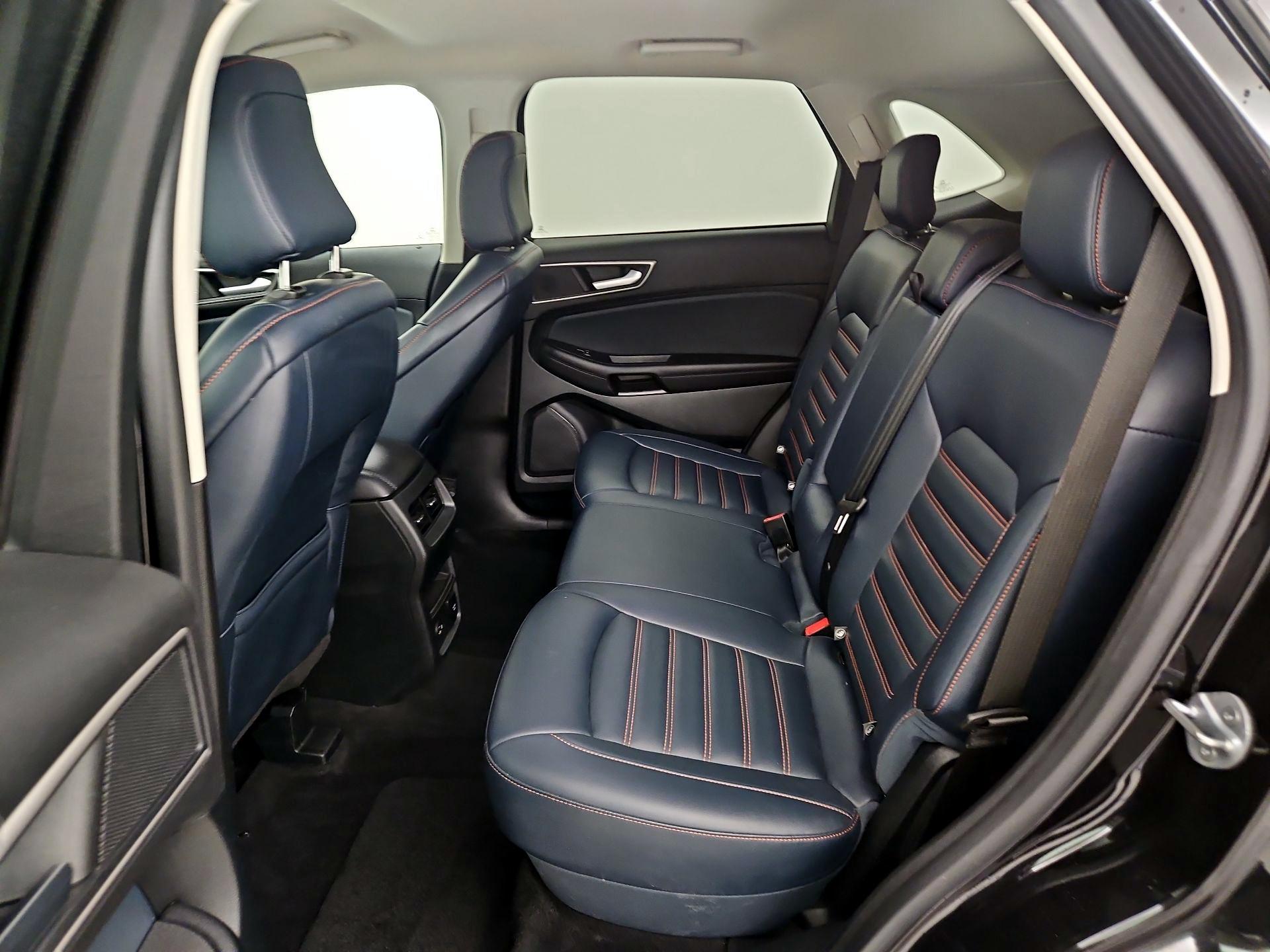 Thumbnail: 2022 Ford Edge - 19
