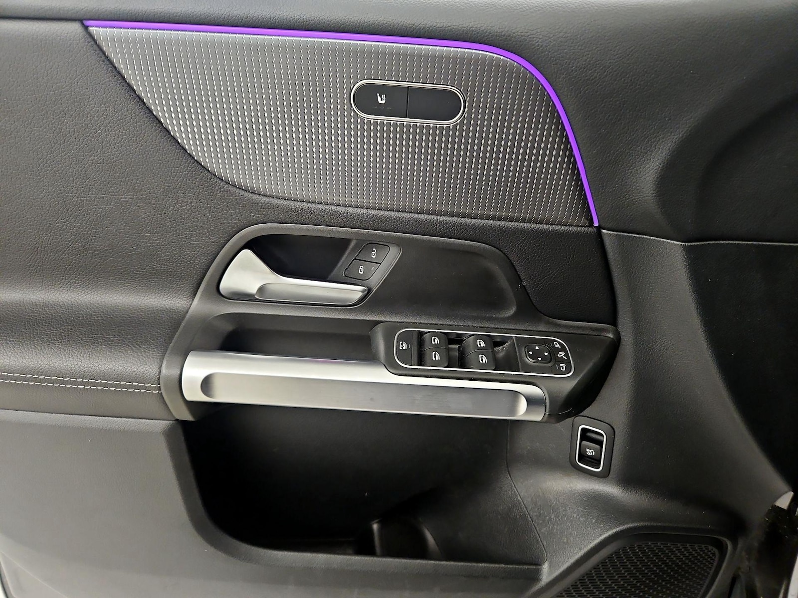 2022 Mercedes-Benz GLB Base - Photo 13