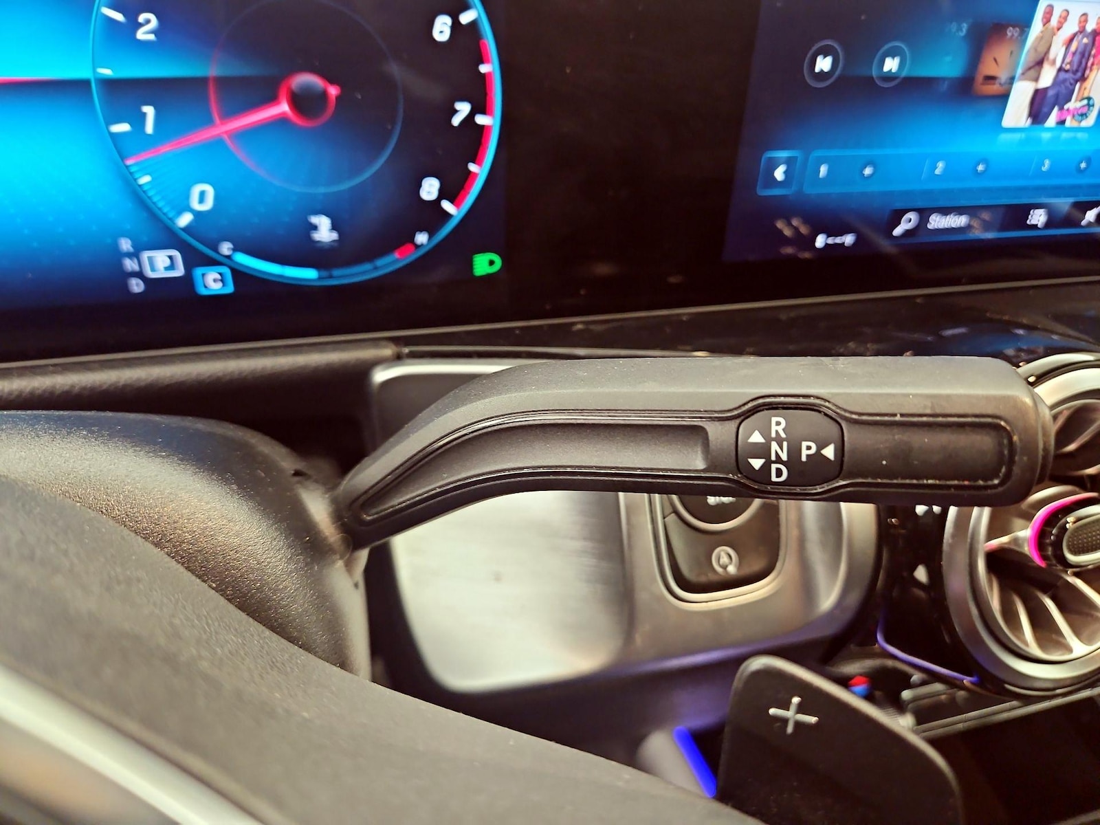 2022 Mercedes-Benz GLB Base - Photo 18