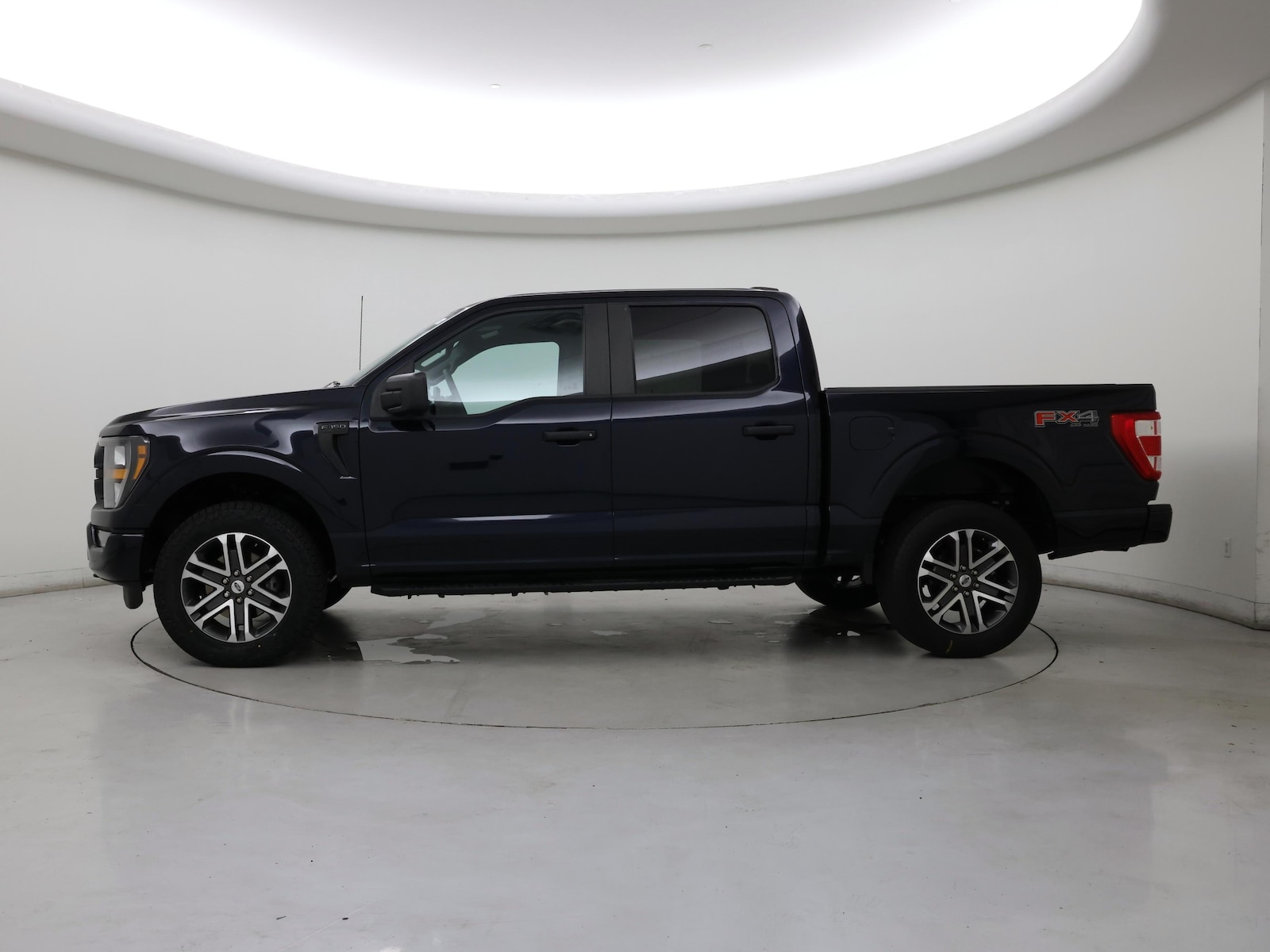 2023 Ford F-150 XL - Photo 4