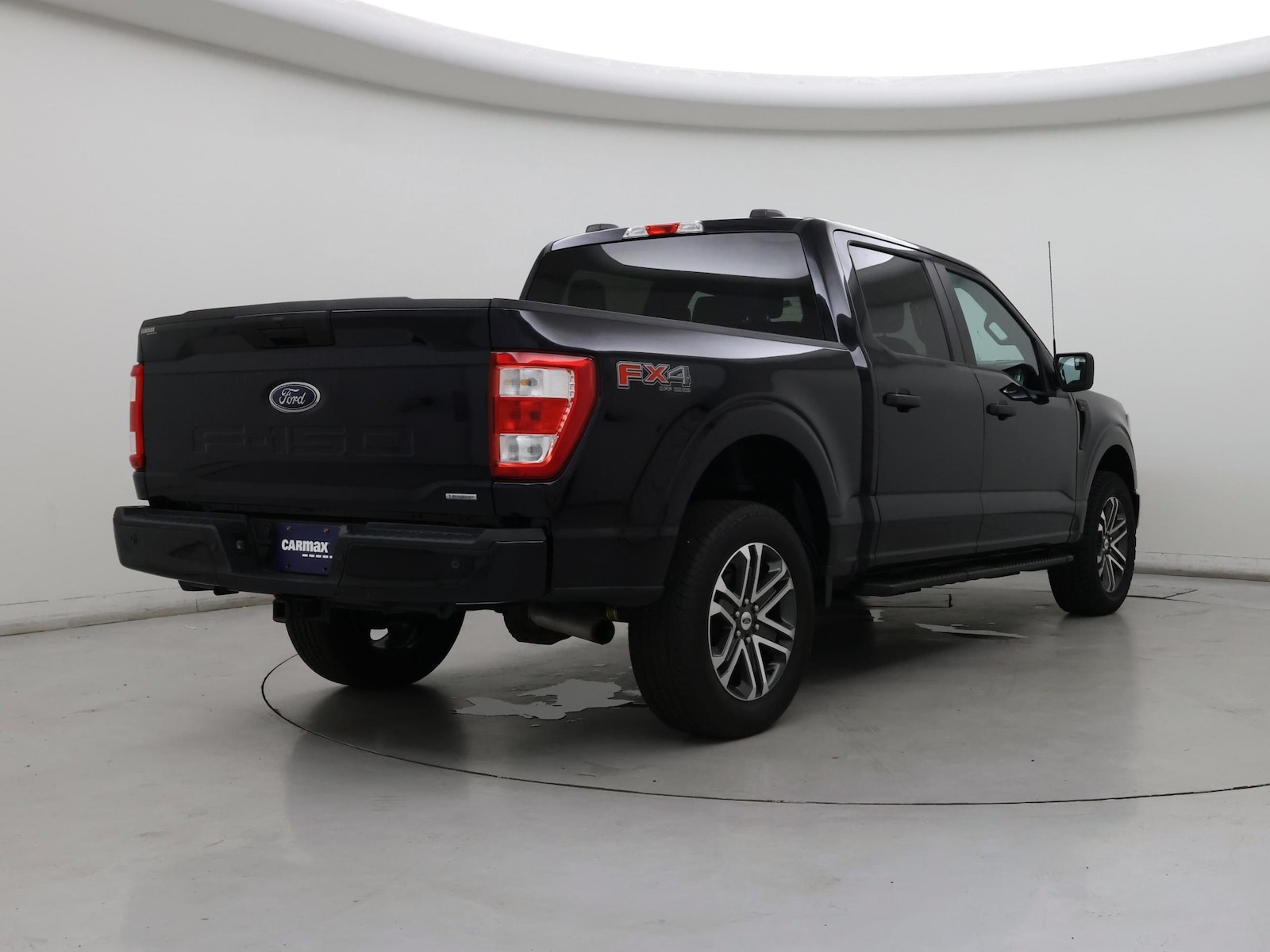 2023 Ford F-150 XL - Photo 9