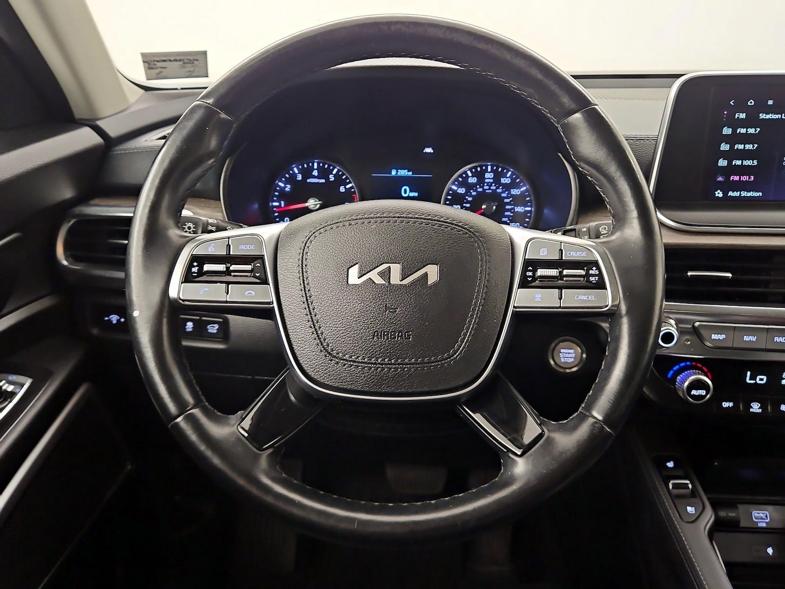 2022 Kia Telluride EX - Photo 11