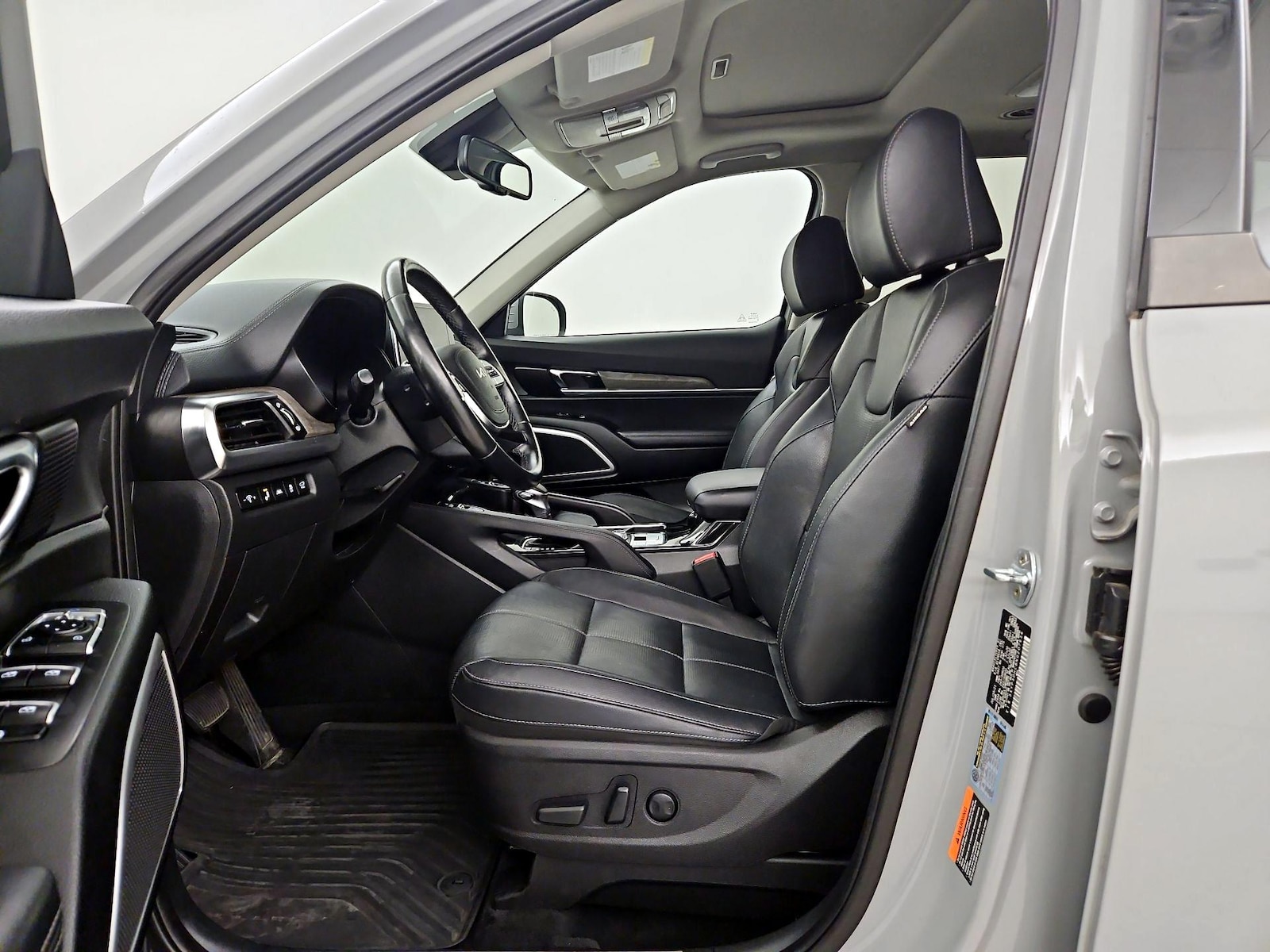 2022 Kia Telluride EX - Photo 12