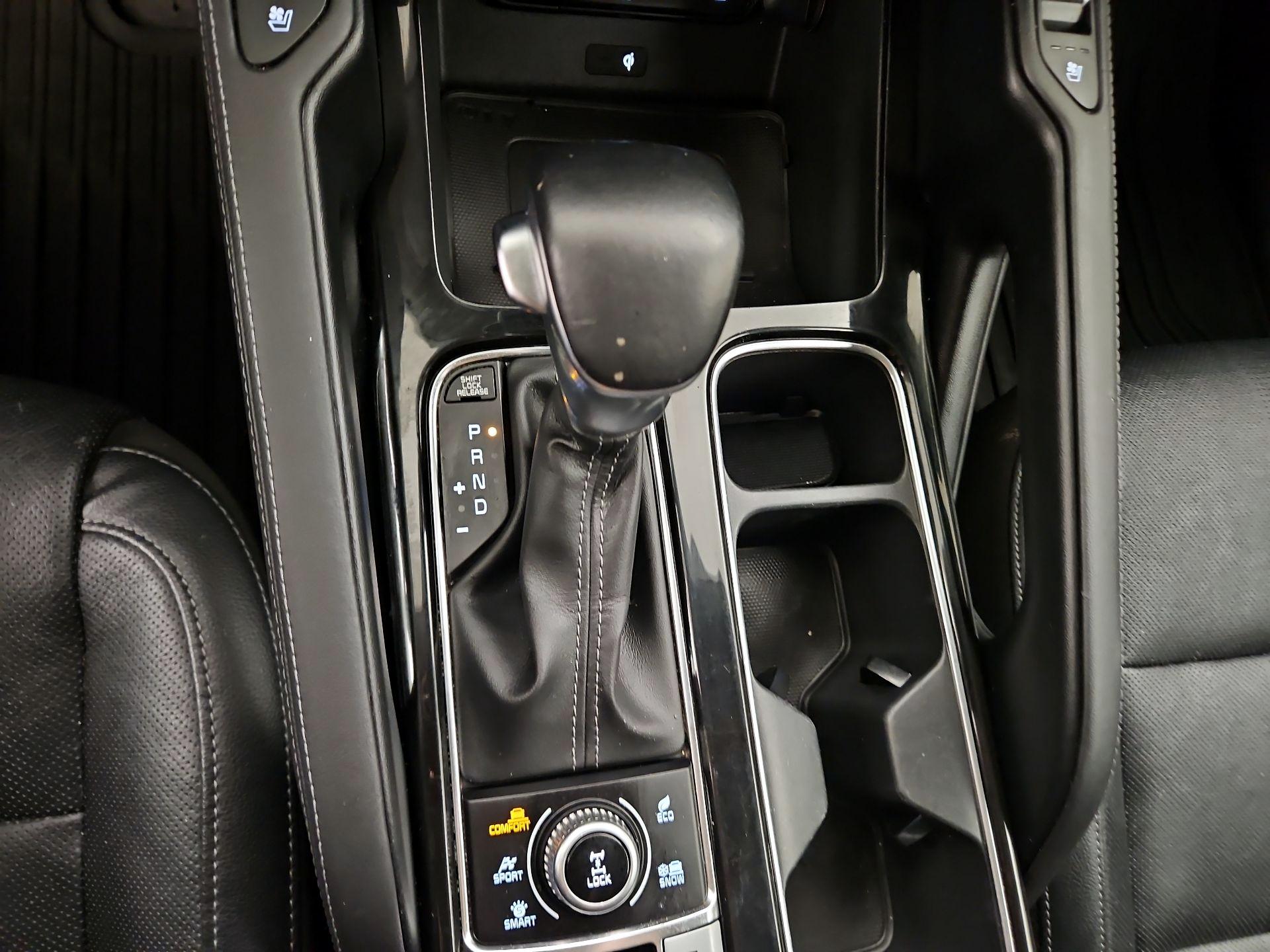Thumbnail: 2022 Kia Telluride - 18