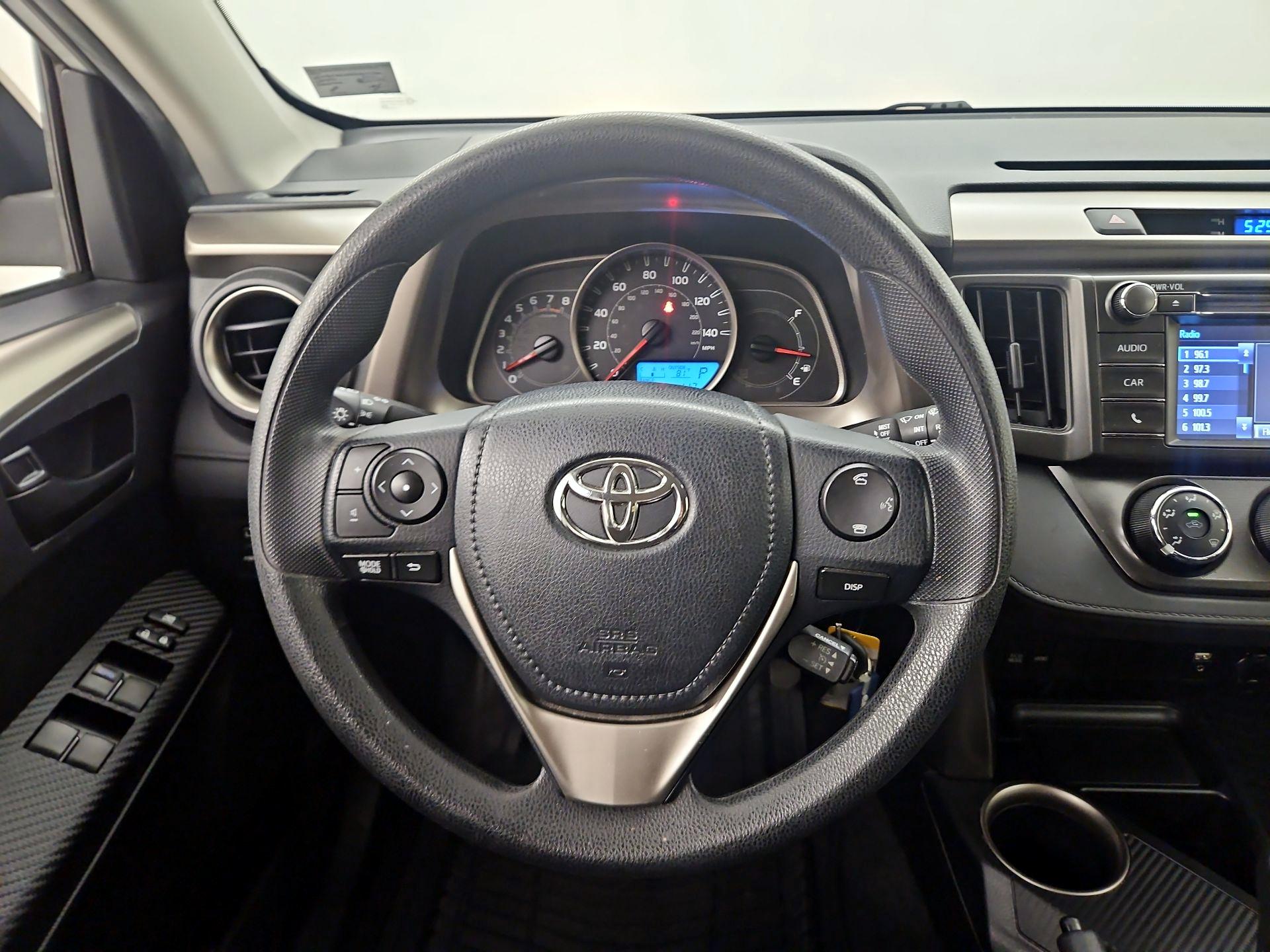 Thumbnail: 2014 Toyota RAV4 - 10