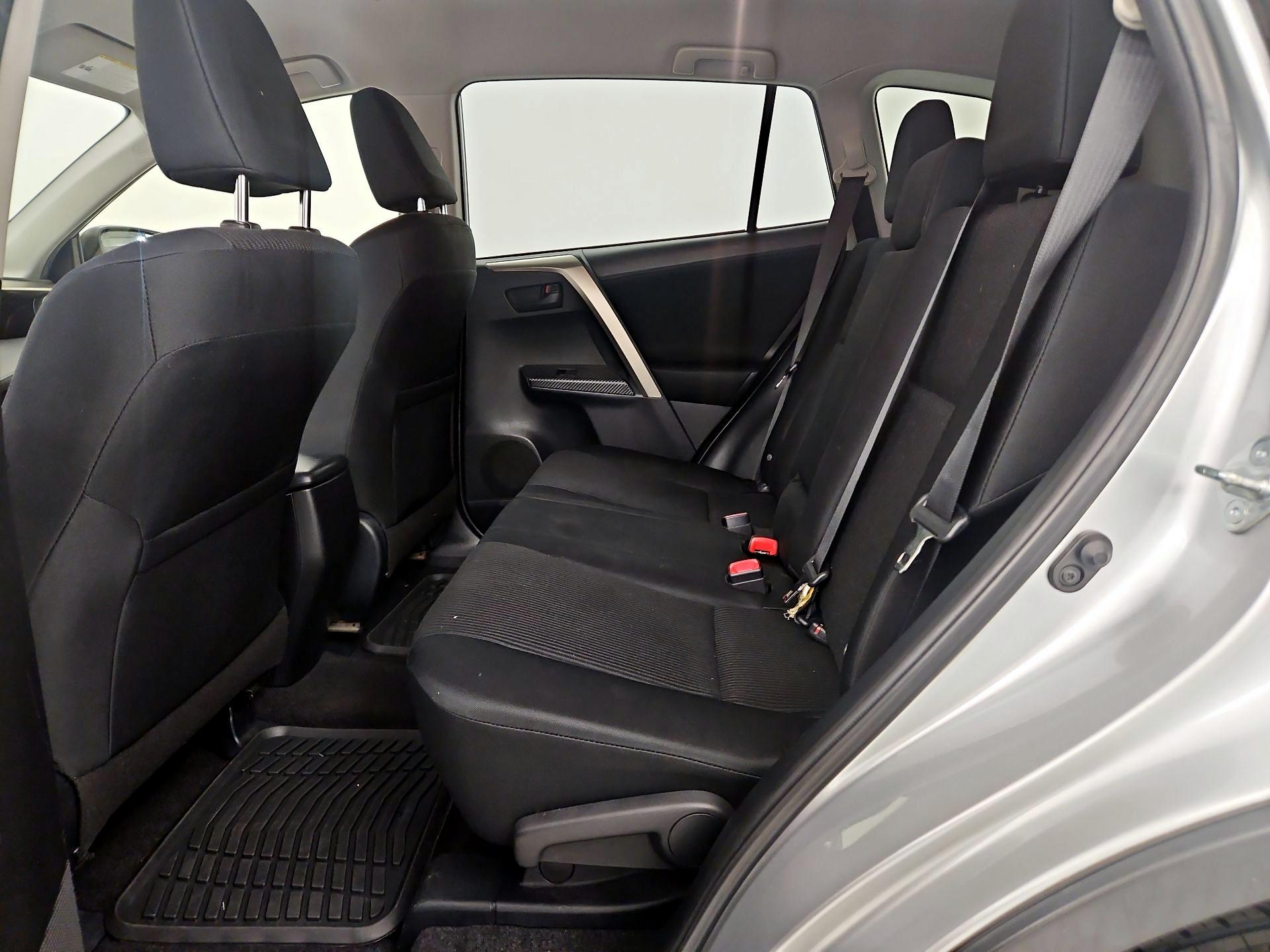 Thumbnail: 2014 Toyota RAV4 - 19