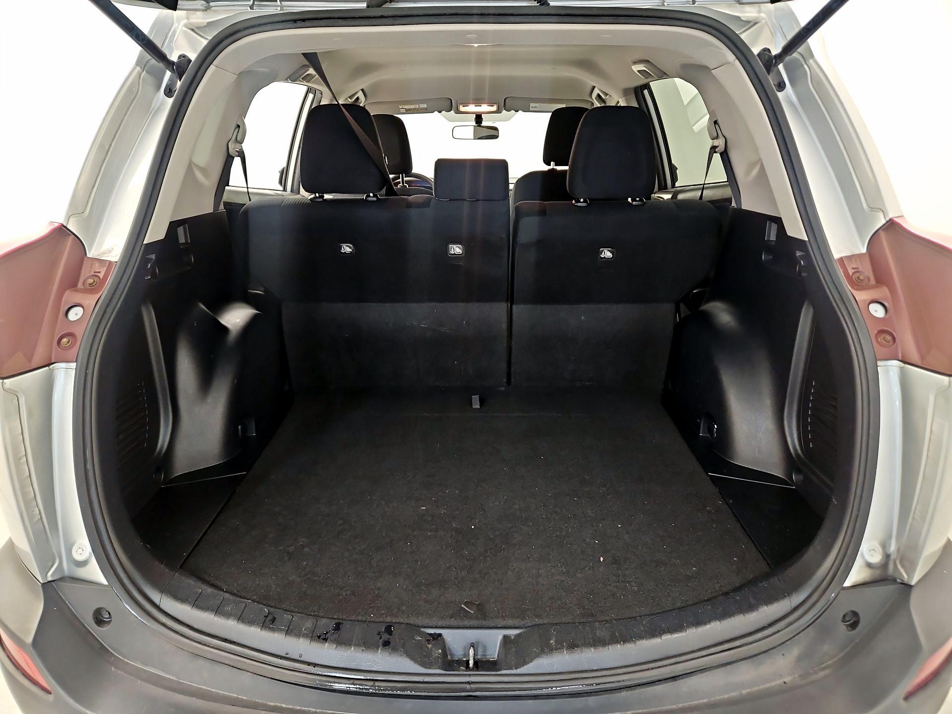 Thumbnail: 2014 Toyota RAV4 - 20