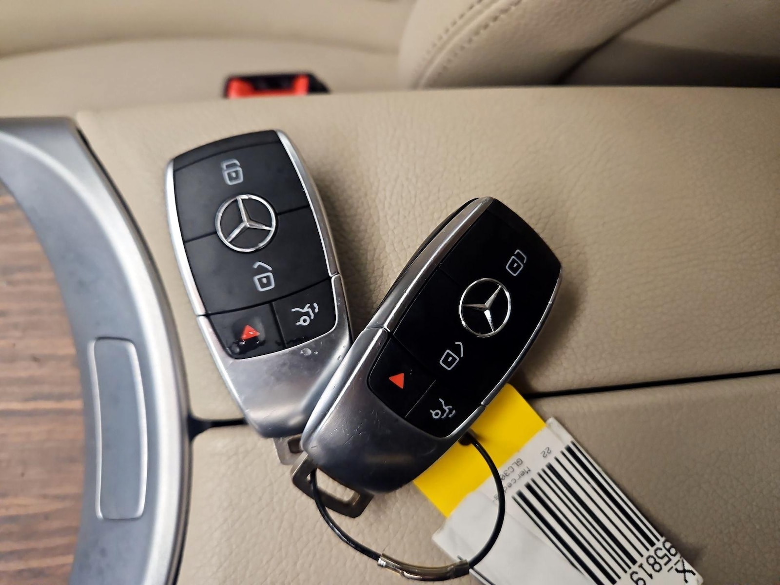 2022 Mercedes-Benz GLC GLC300 - Photo 23
