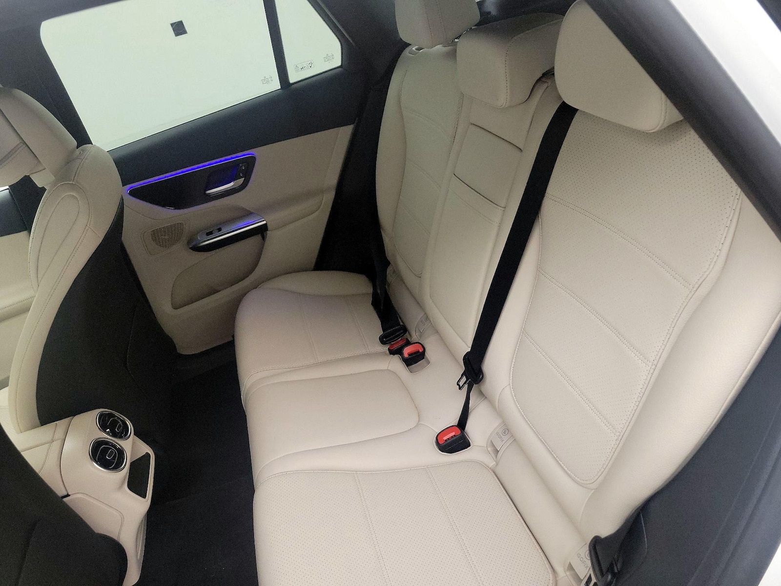 2025 Mercedes-Benz GLC Base - Photo 20