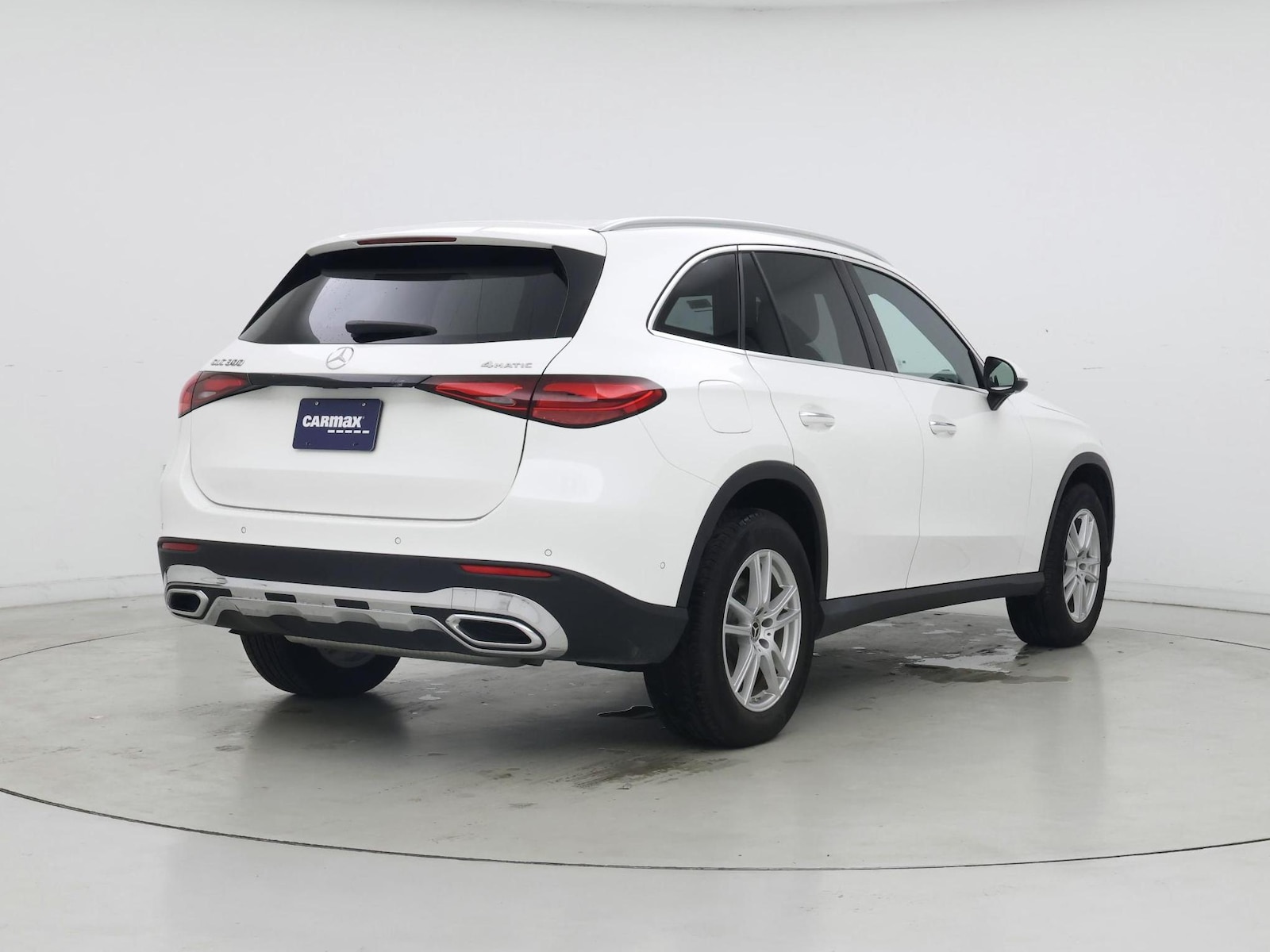 2025 Mercedes-Benz GLC Base - Photo 9