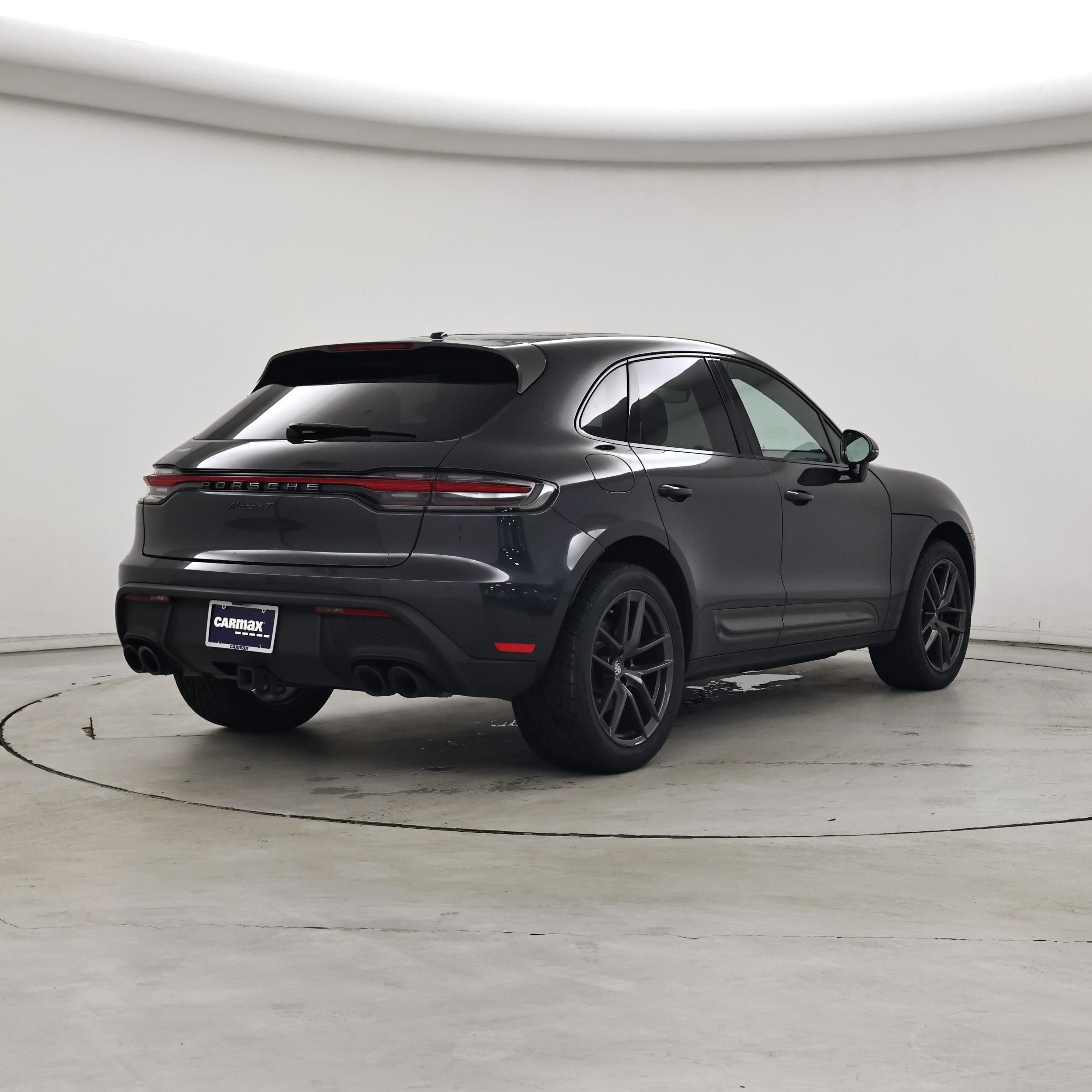 Thumbnail: 2023 Porsche Macan - 8