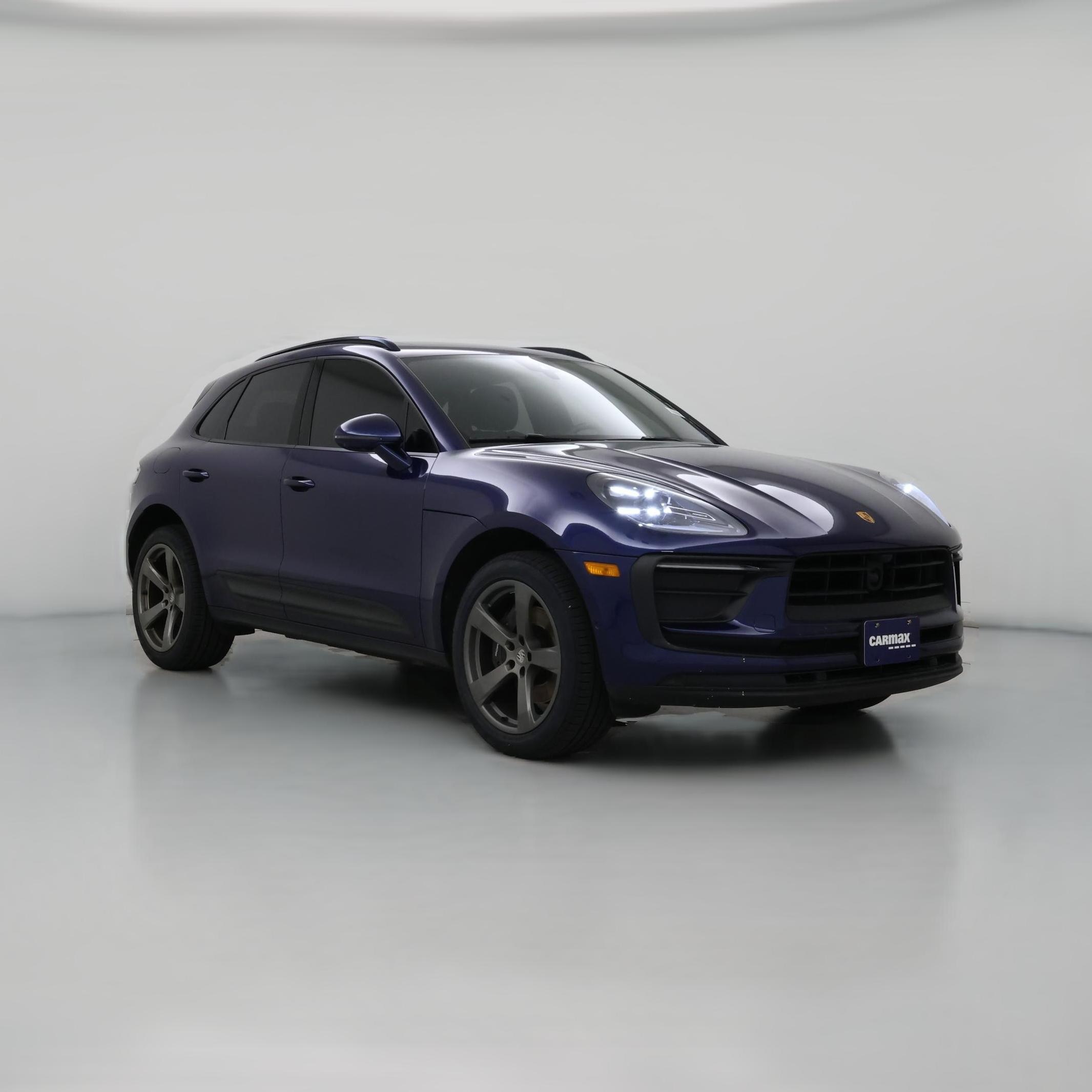 Thumbnail: 2023 Porsche Macan - 1