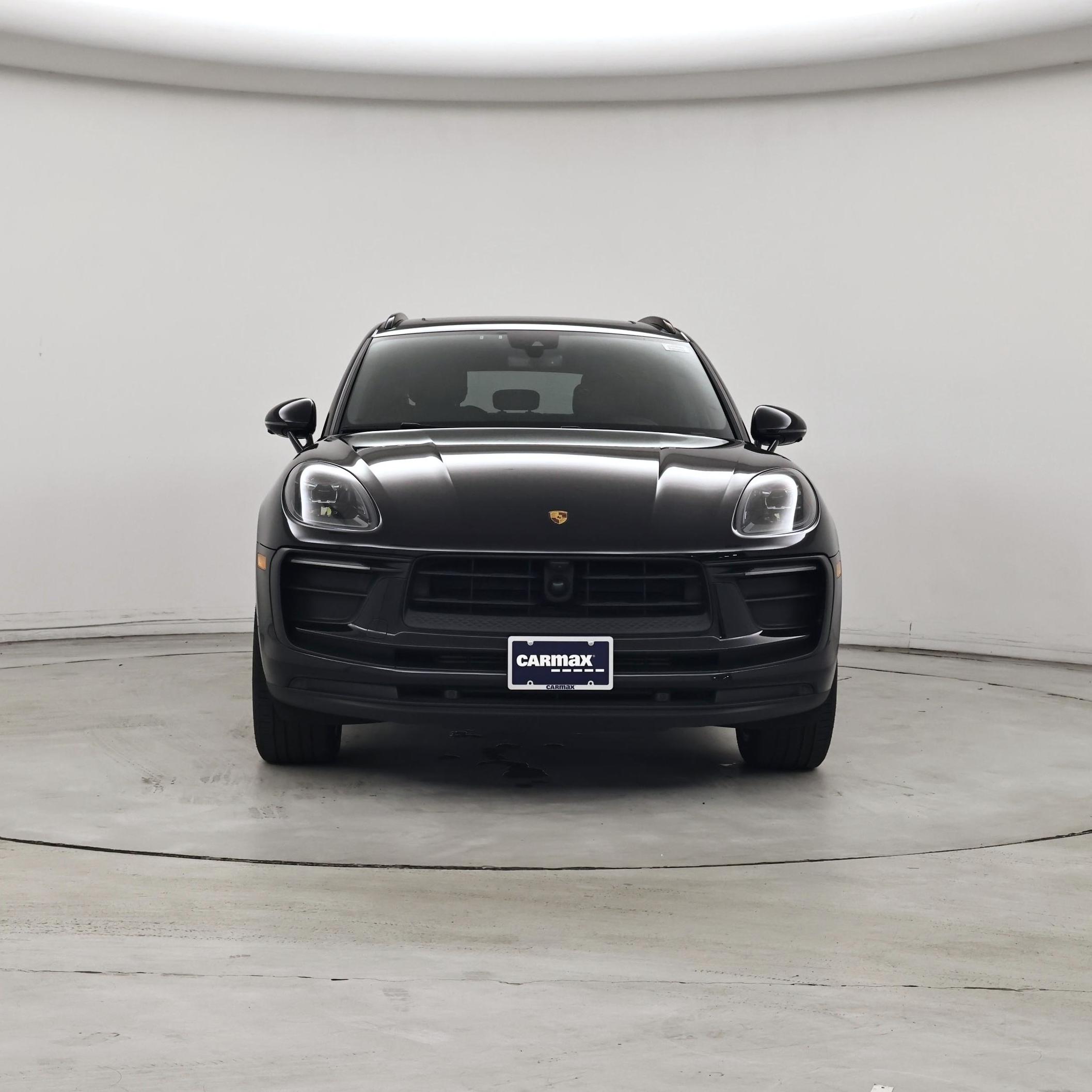 Thumbnail: 2023 Porsche Macan - 5