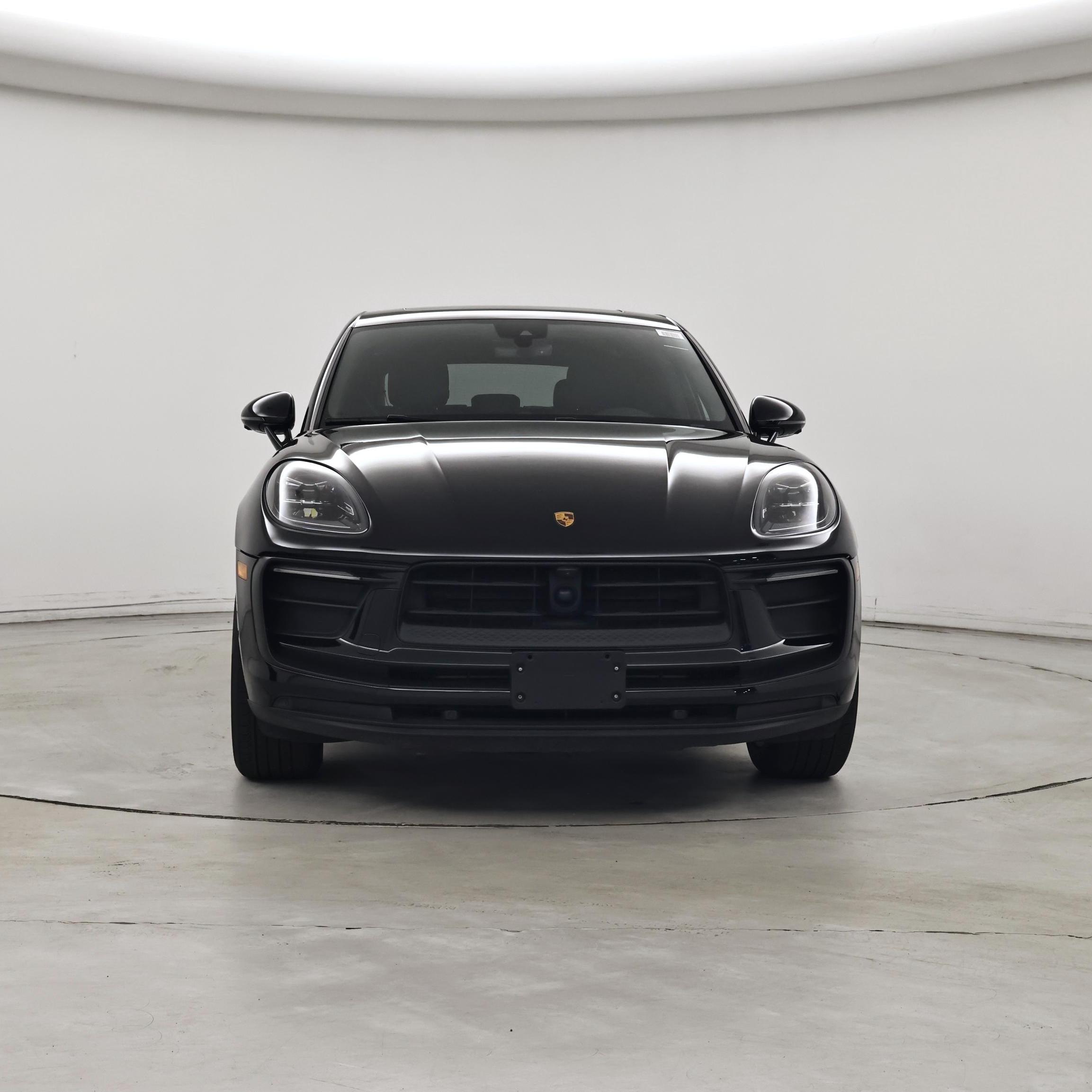 Thumbnail: 2023 Porsche Macan - 5