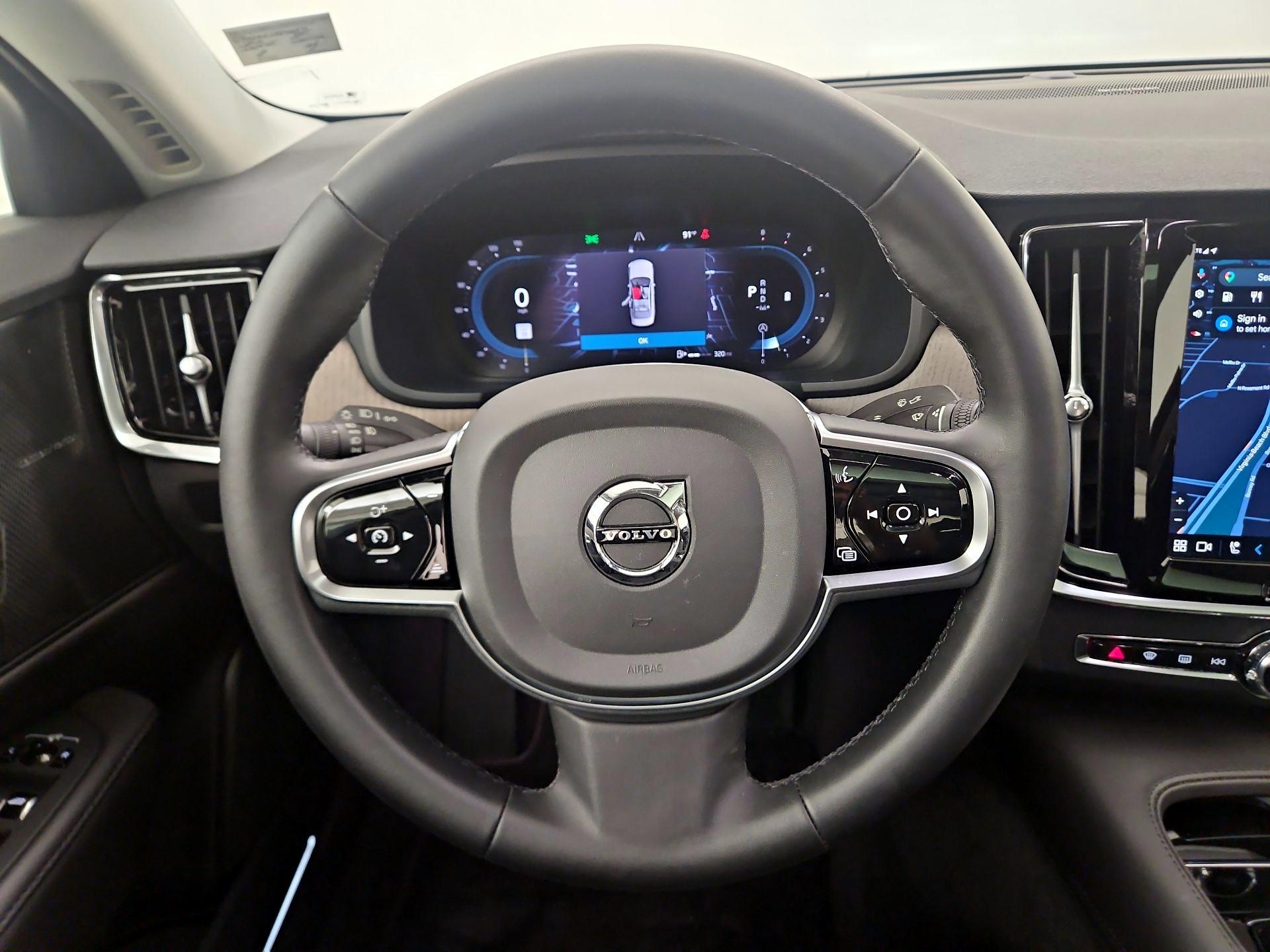 Thumbnail: 2024 Volvo S90 - 10