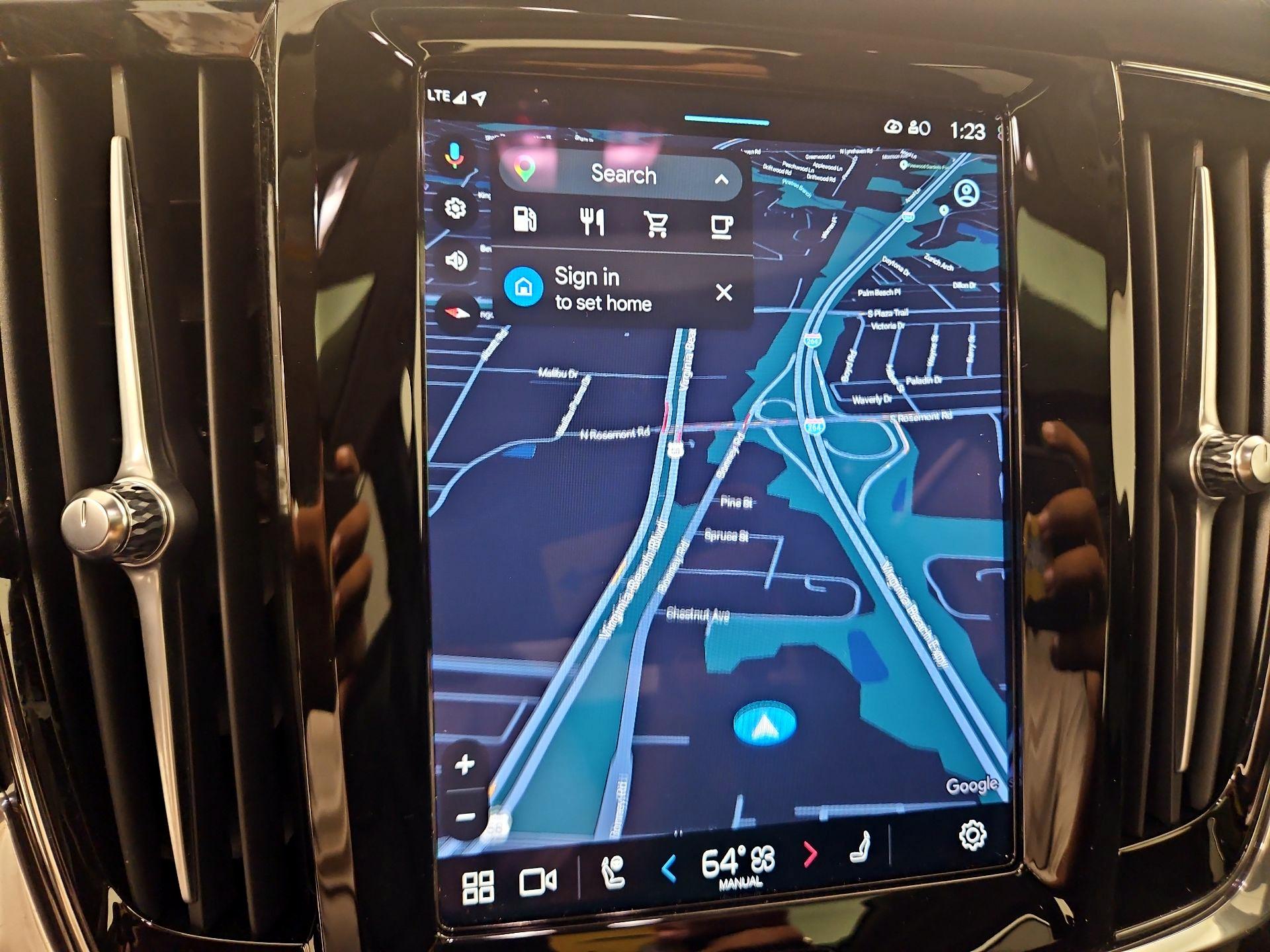 Thumbnail: 2024 Volvo S90 - 14