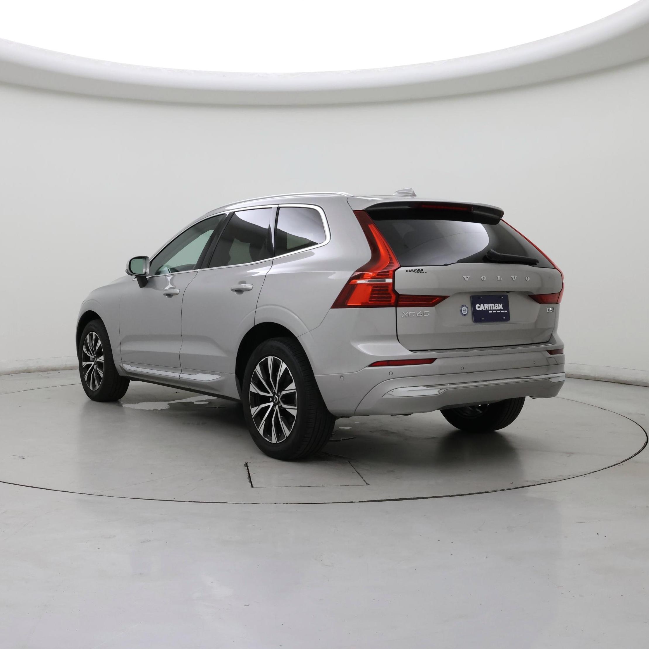 Thumbnail: 2023 Volvo XC60 - 2