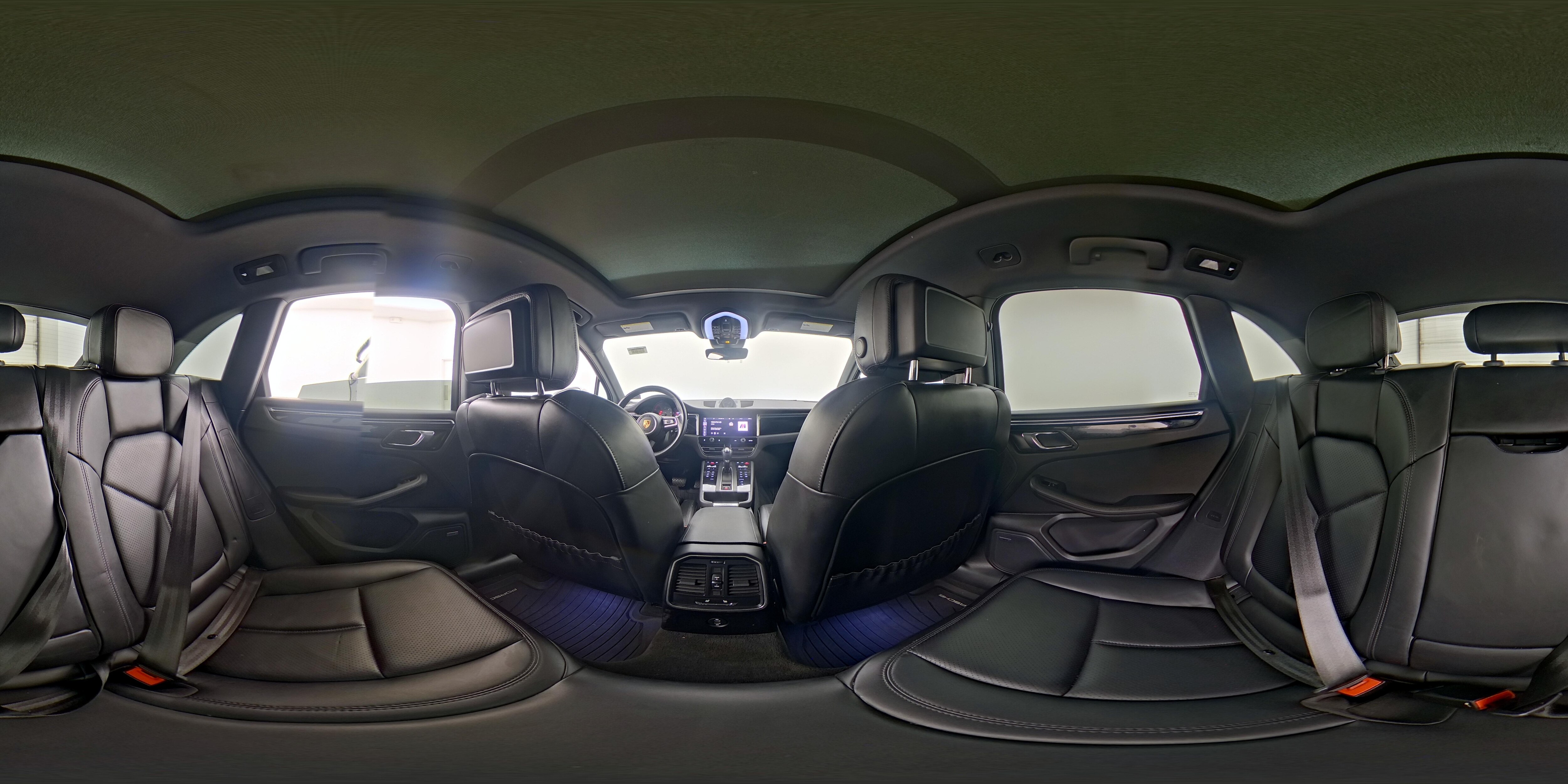 2024 Porsche Macan T - Photo 27