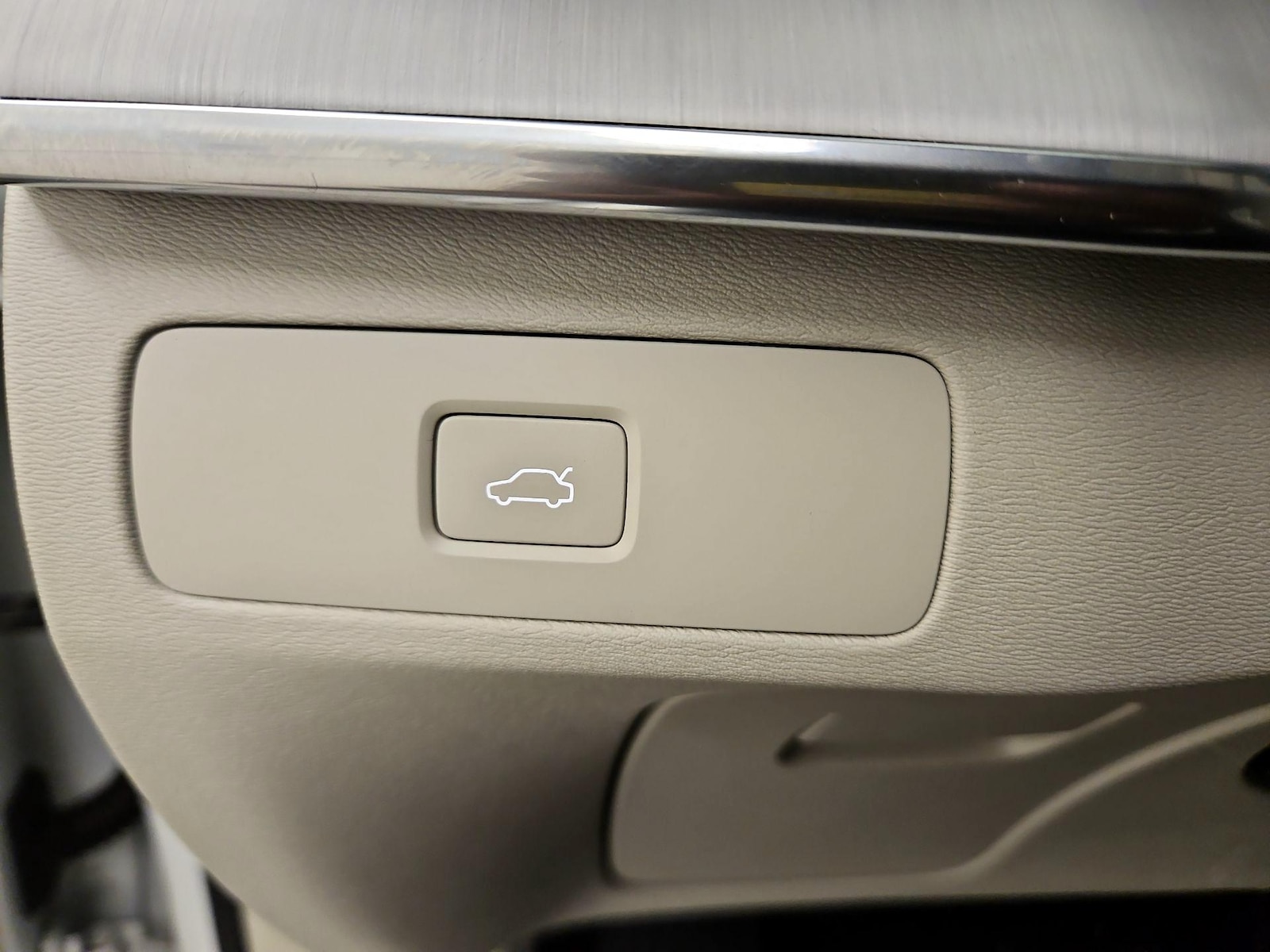 2023 Volvo XC90 Core - Photo 14