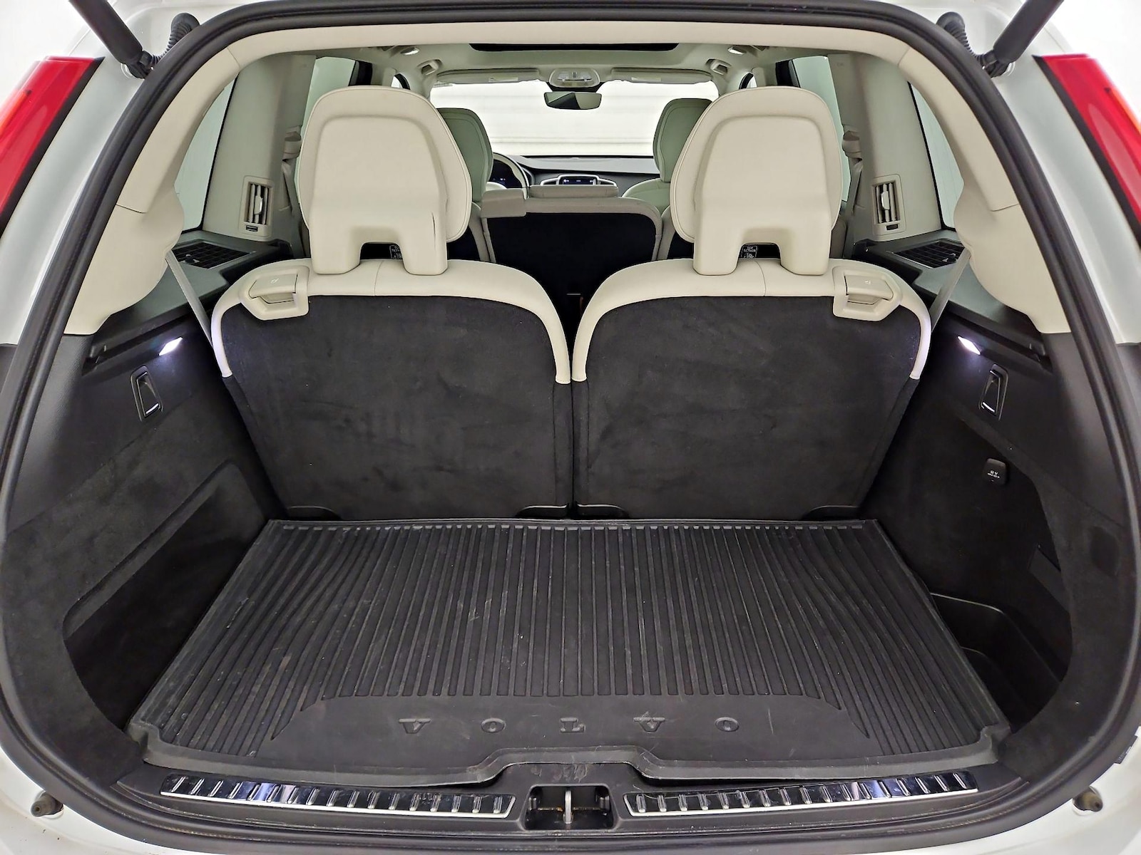 2023 Volvo XC90 Core - Photo 24