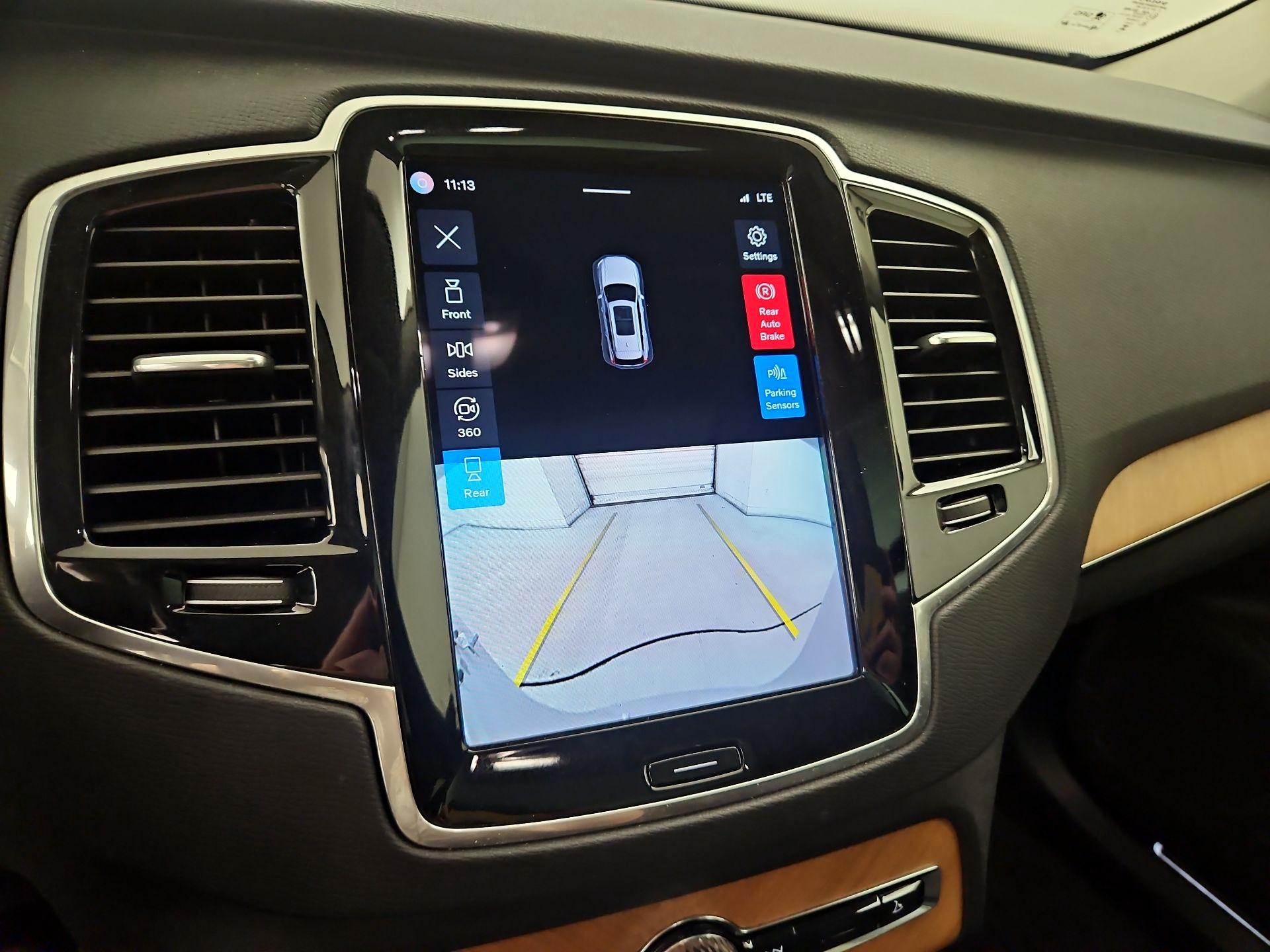 Thumbnail: 2023 Volvo XC90 - 14