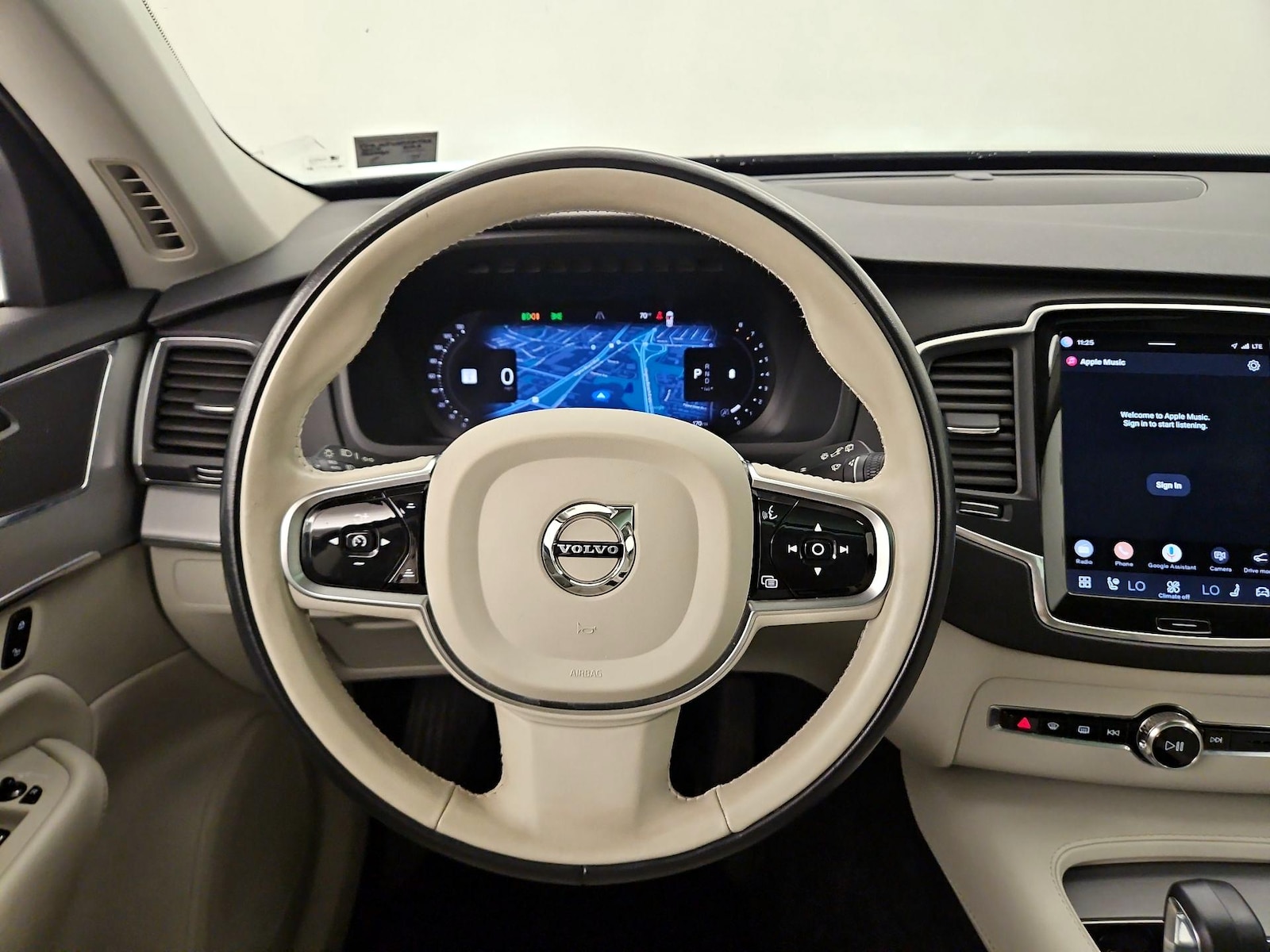 2023 Volvo XC90 Core - Photo 11