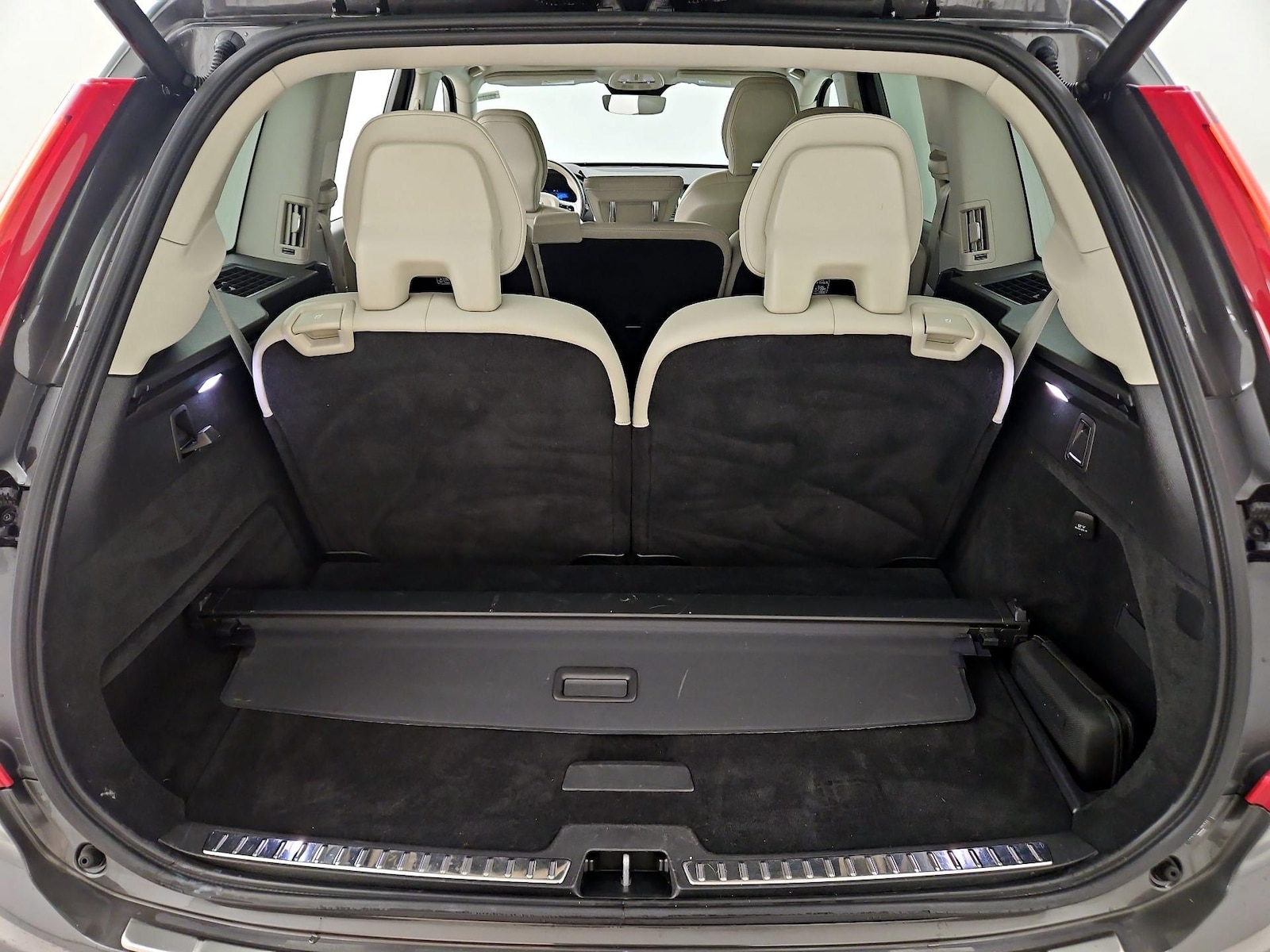 2023 Volvo XC90 Core - Photo 23