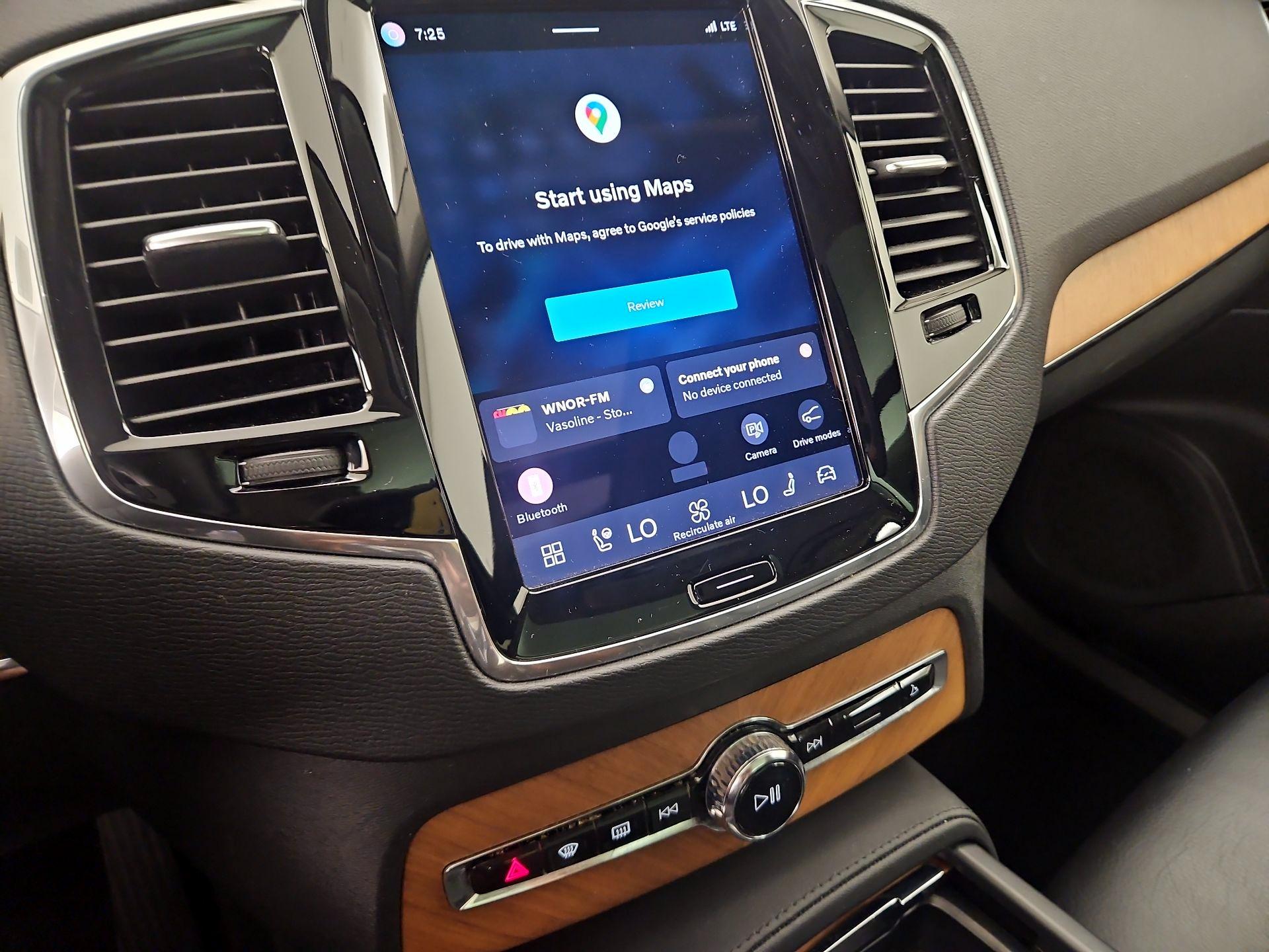 Thumbnail: 2023 Volvo XC90 - 16
