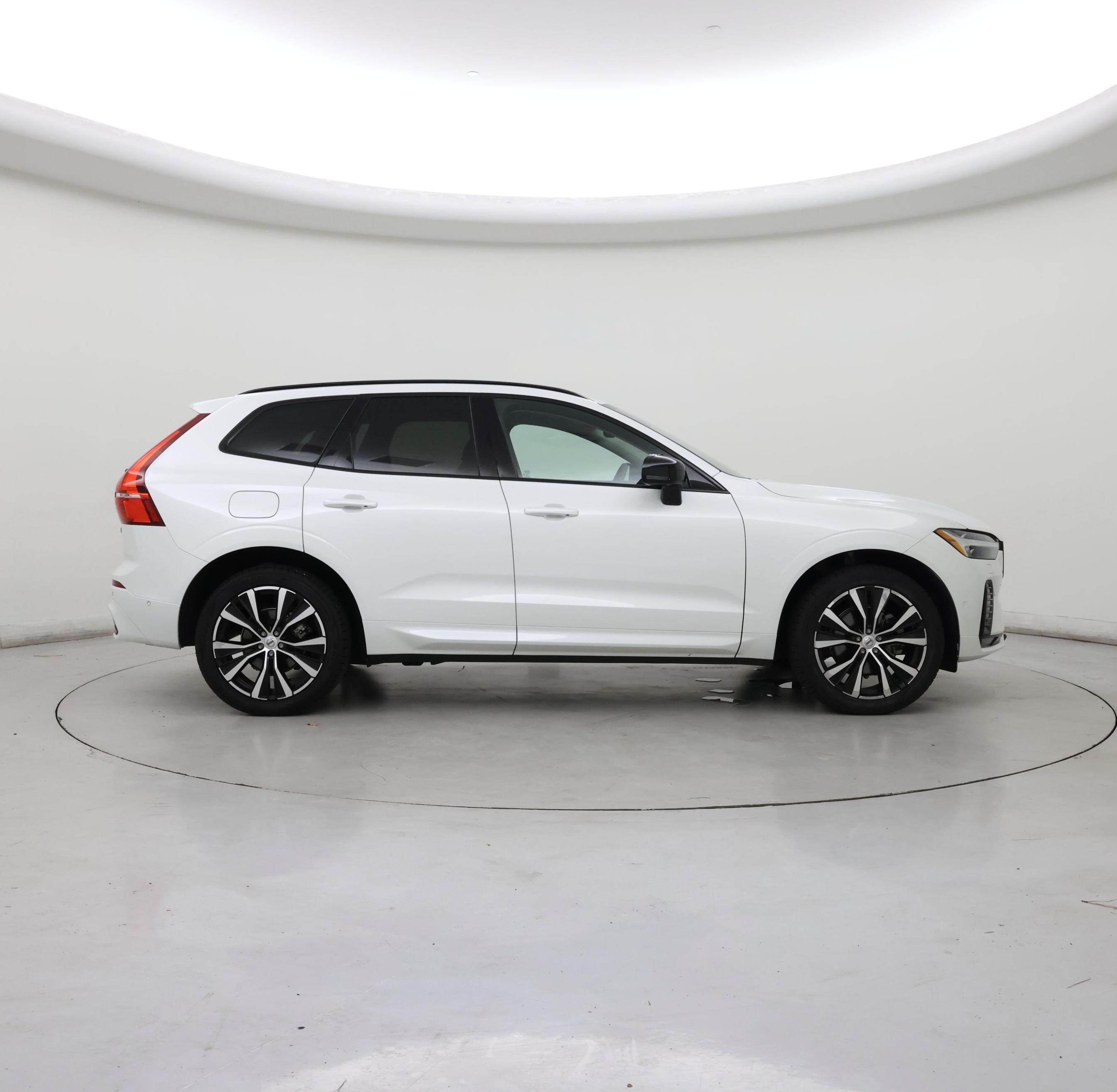 Thumbnail: 2024 Volvo XC60 - 7