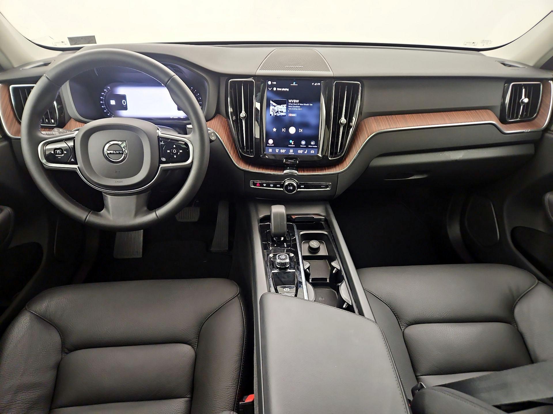 Thumbnail: 2024 Volvo XC60 - 9