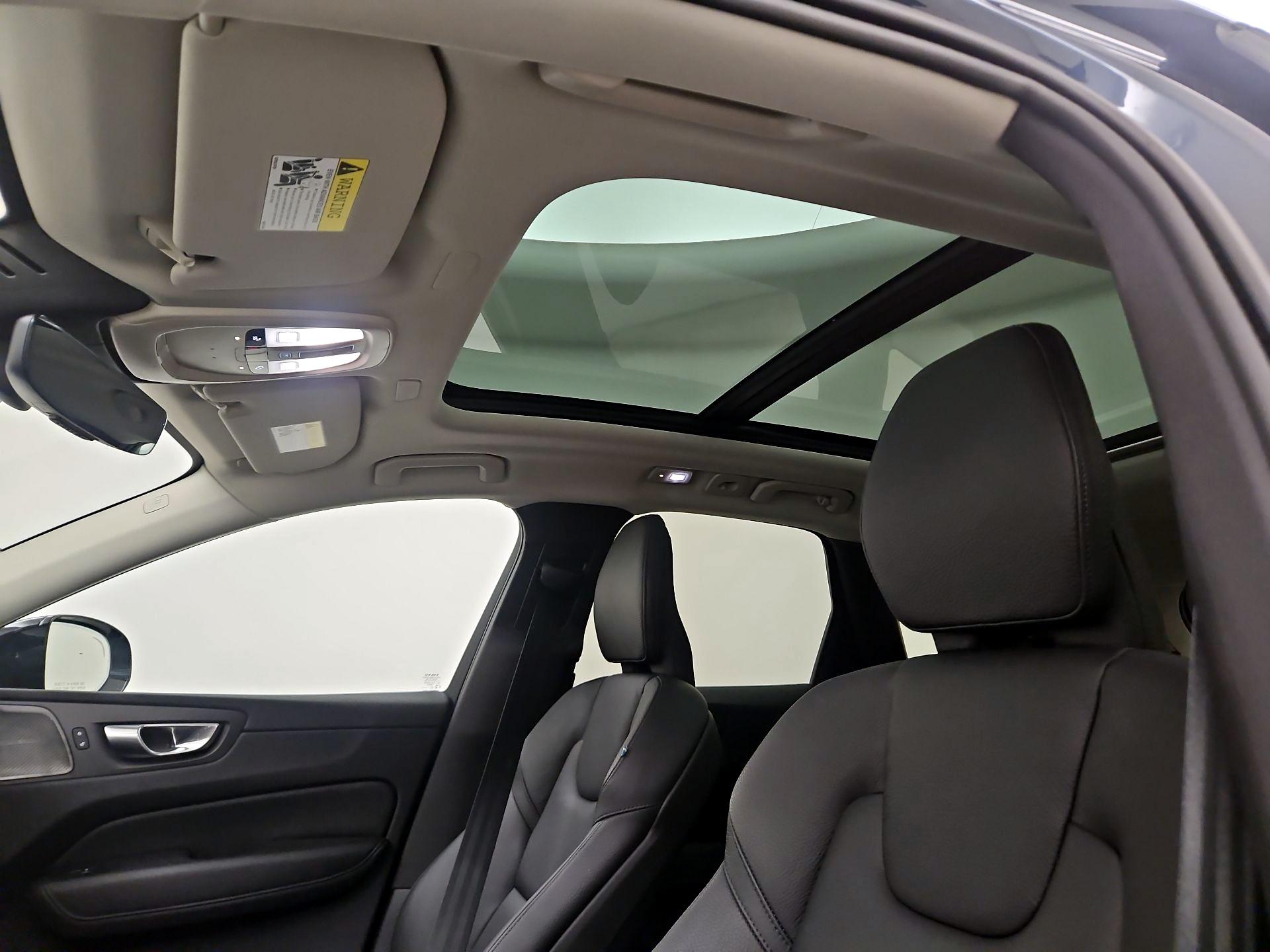 Thumbnail: 2024 Volvo XC60 - 20