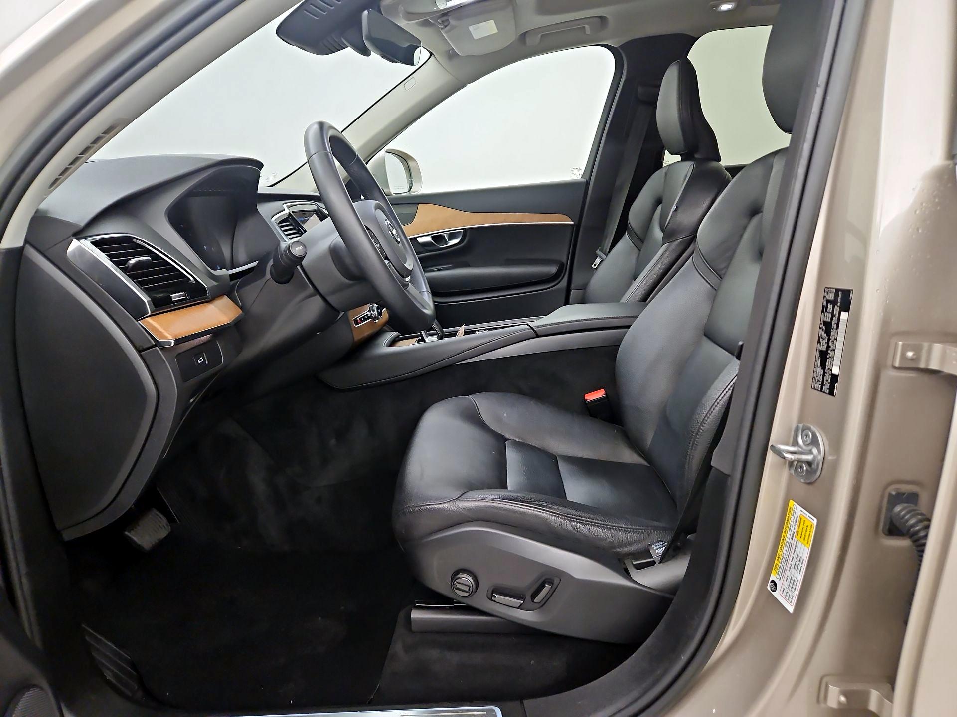Thumbnail: 2023 Volvo XC90 - 11