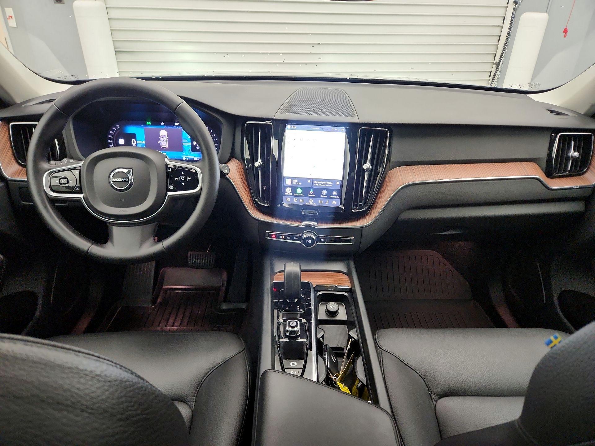 Thumbnail: 2024 Volvo XC60 - 9