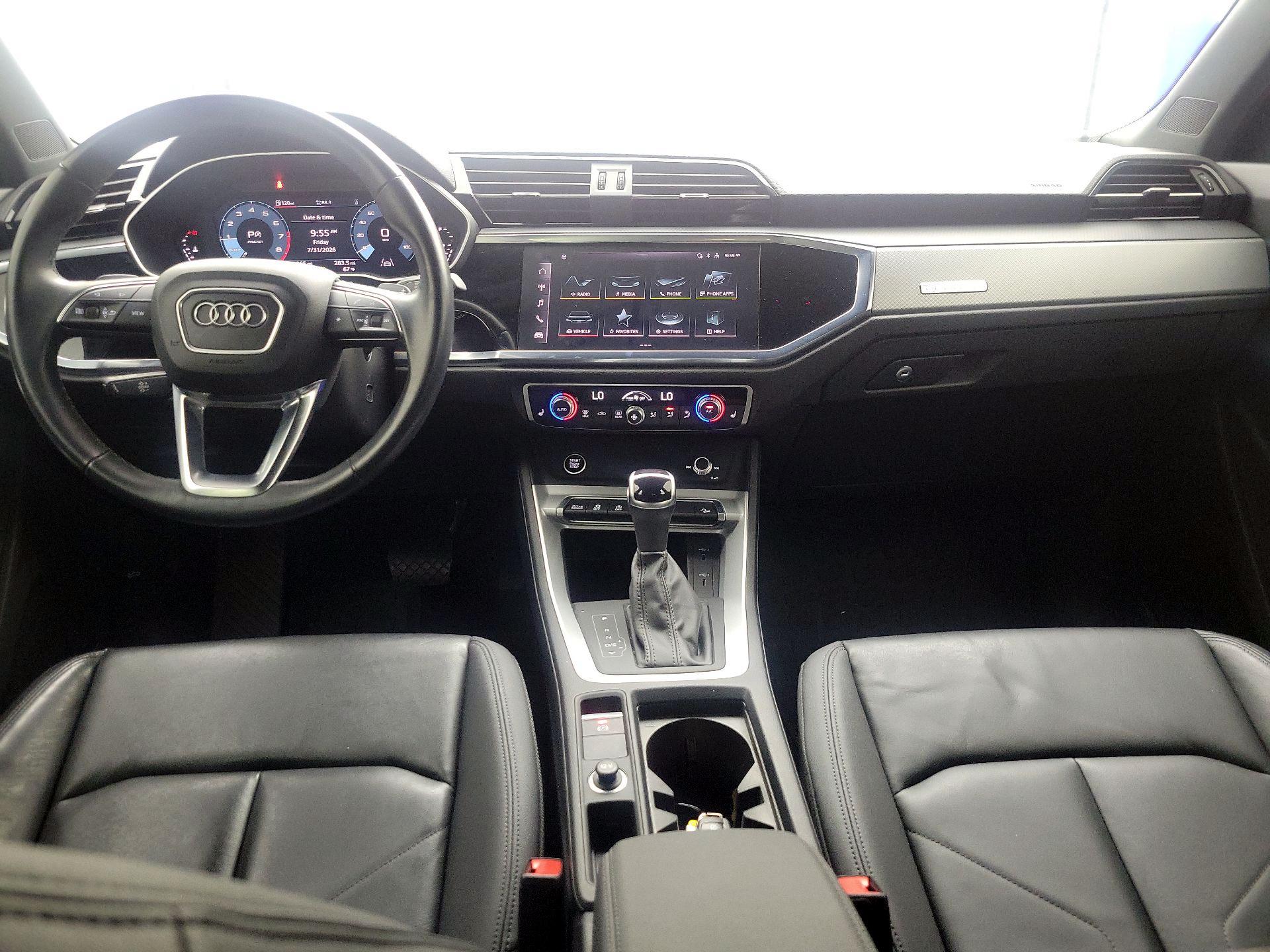 Thumbnail: 2023 Audi Q3 - 9