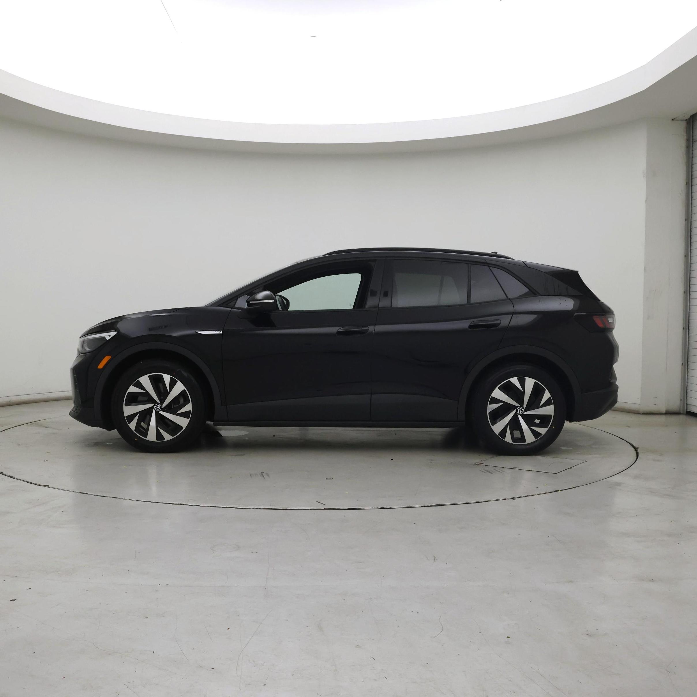 Thumbnail: 2023 Volkswagen ID.4 - 3