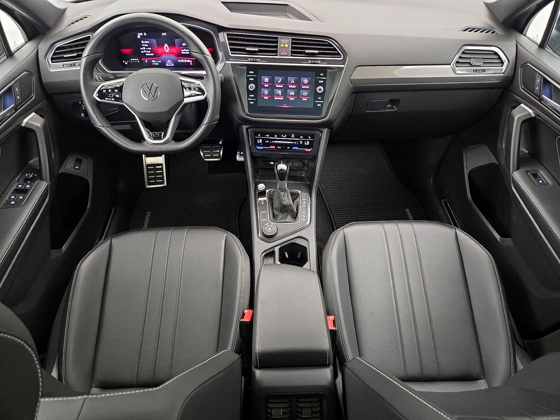 Thumbnail: 2024 Volkswagen Tiguan - 9