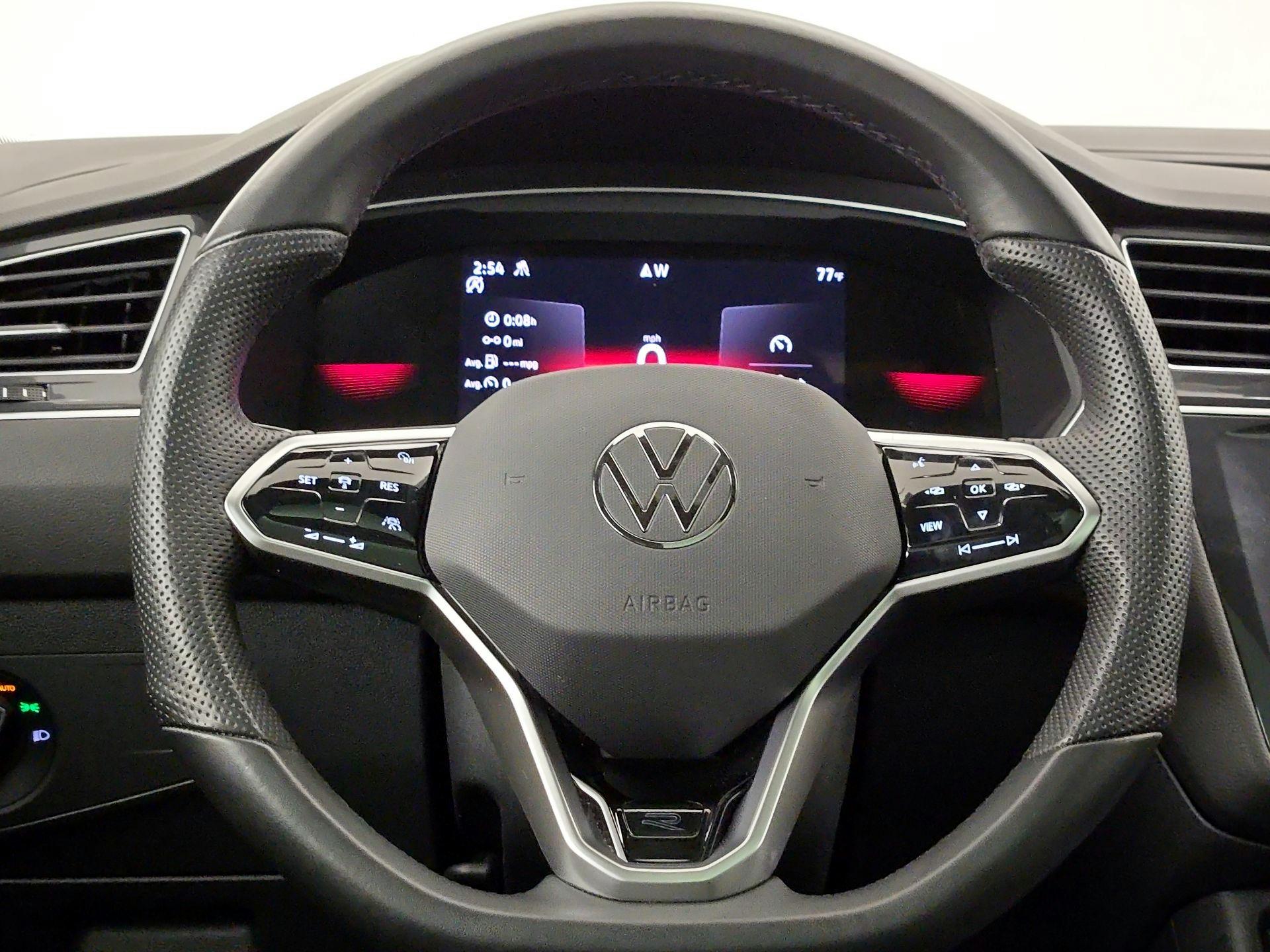 Thumbnail: 2024 Volkswagen Tiguan - 10