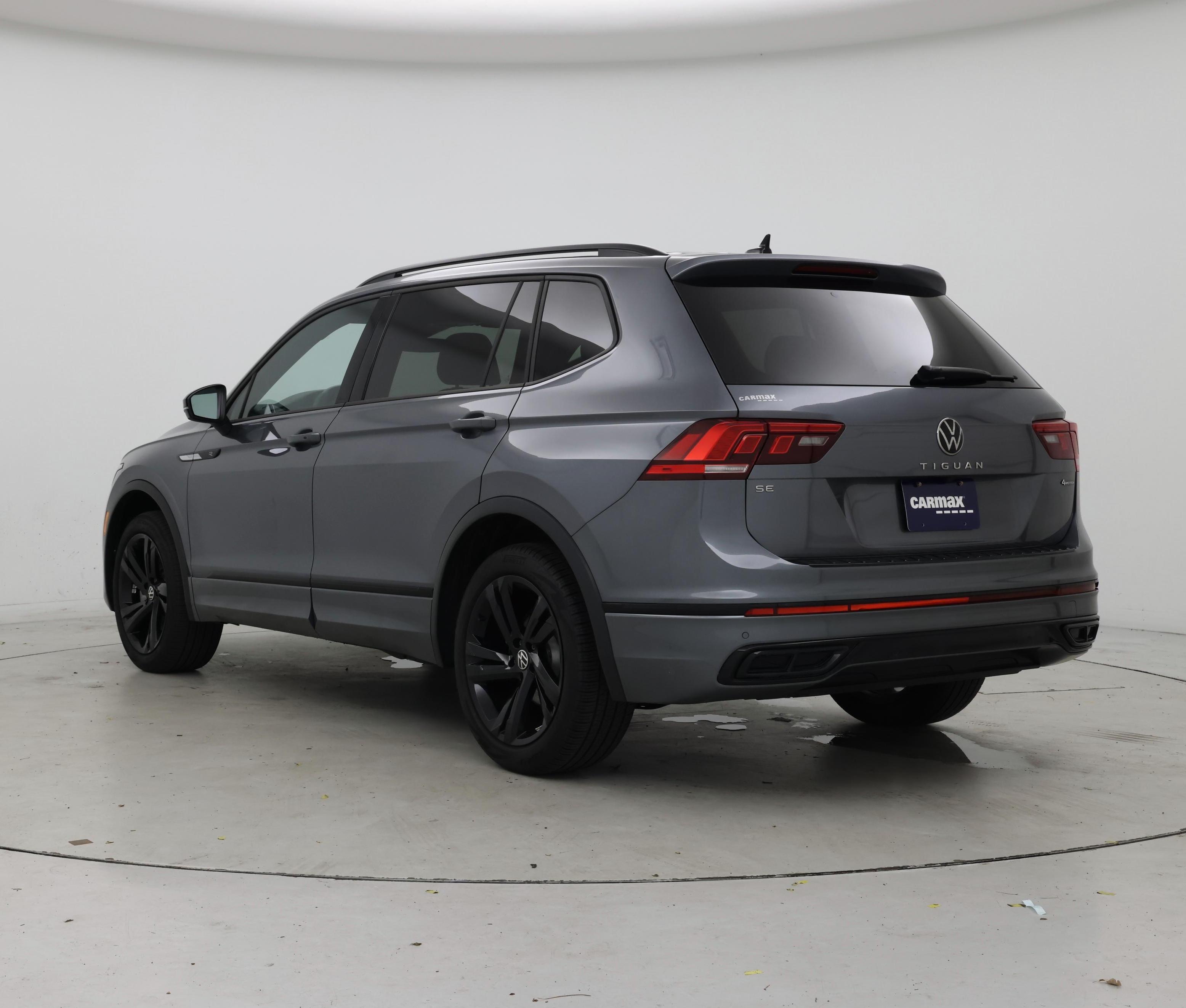 Thumbnail: 2024 Volkswagen Tiguan - 2