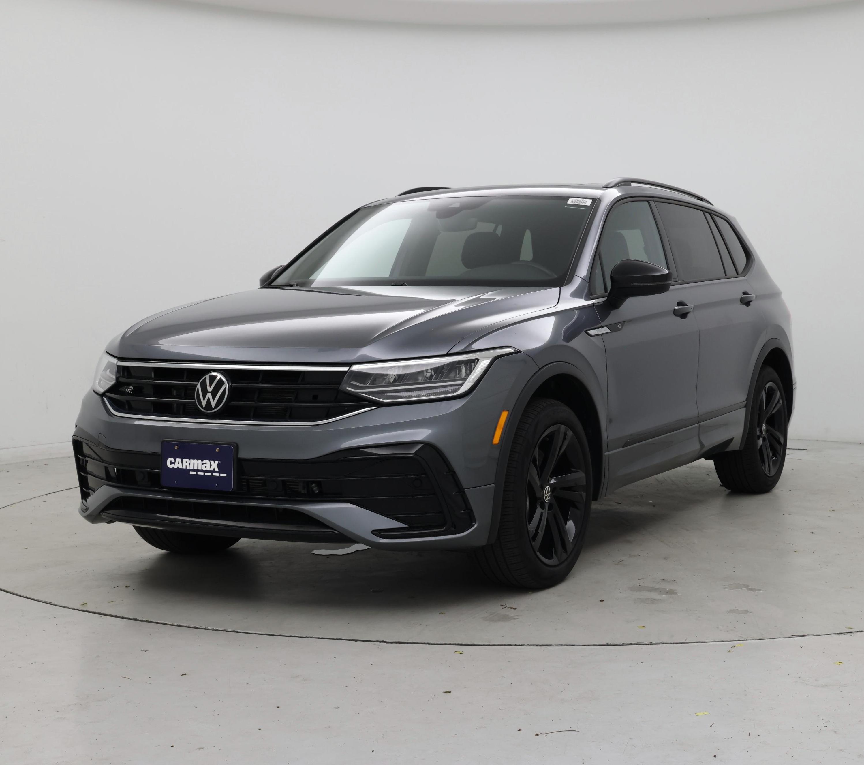 Thumbnail: 2024 Volkswagen Tiguan - 4